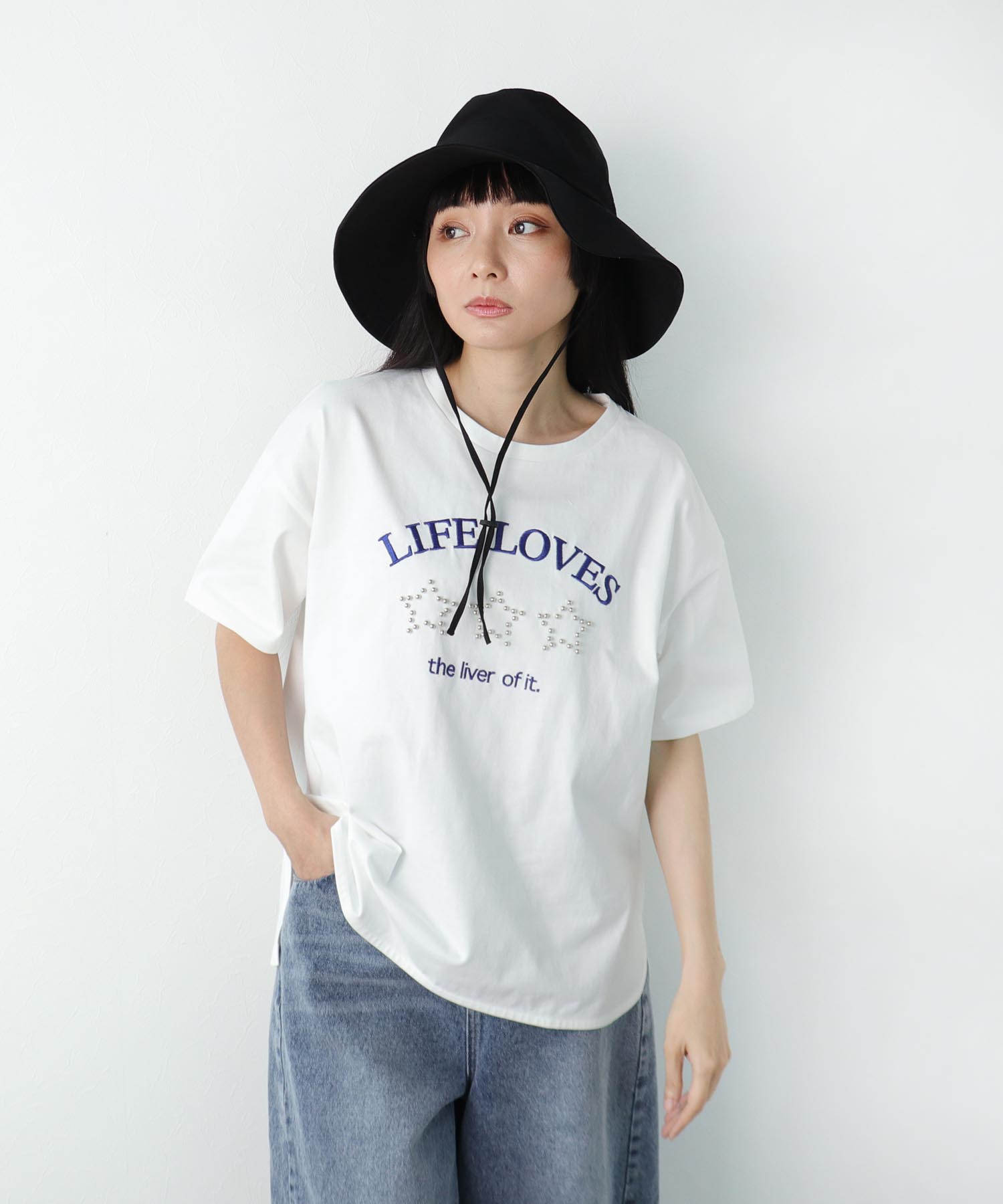 スタースタッズロゴ刺繍プルオーバー