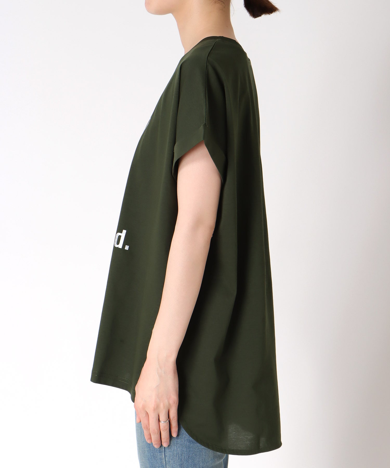 箔プリントルーズTシャツ
