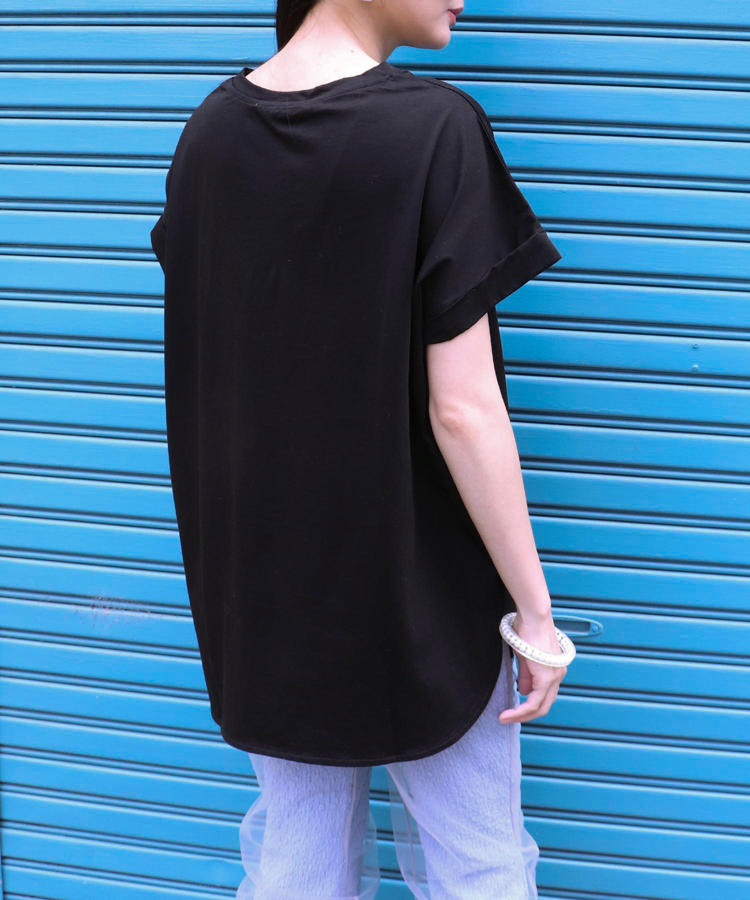 箔プリントルーズTシャツ