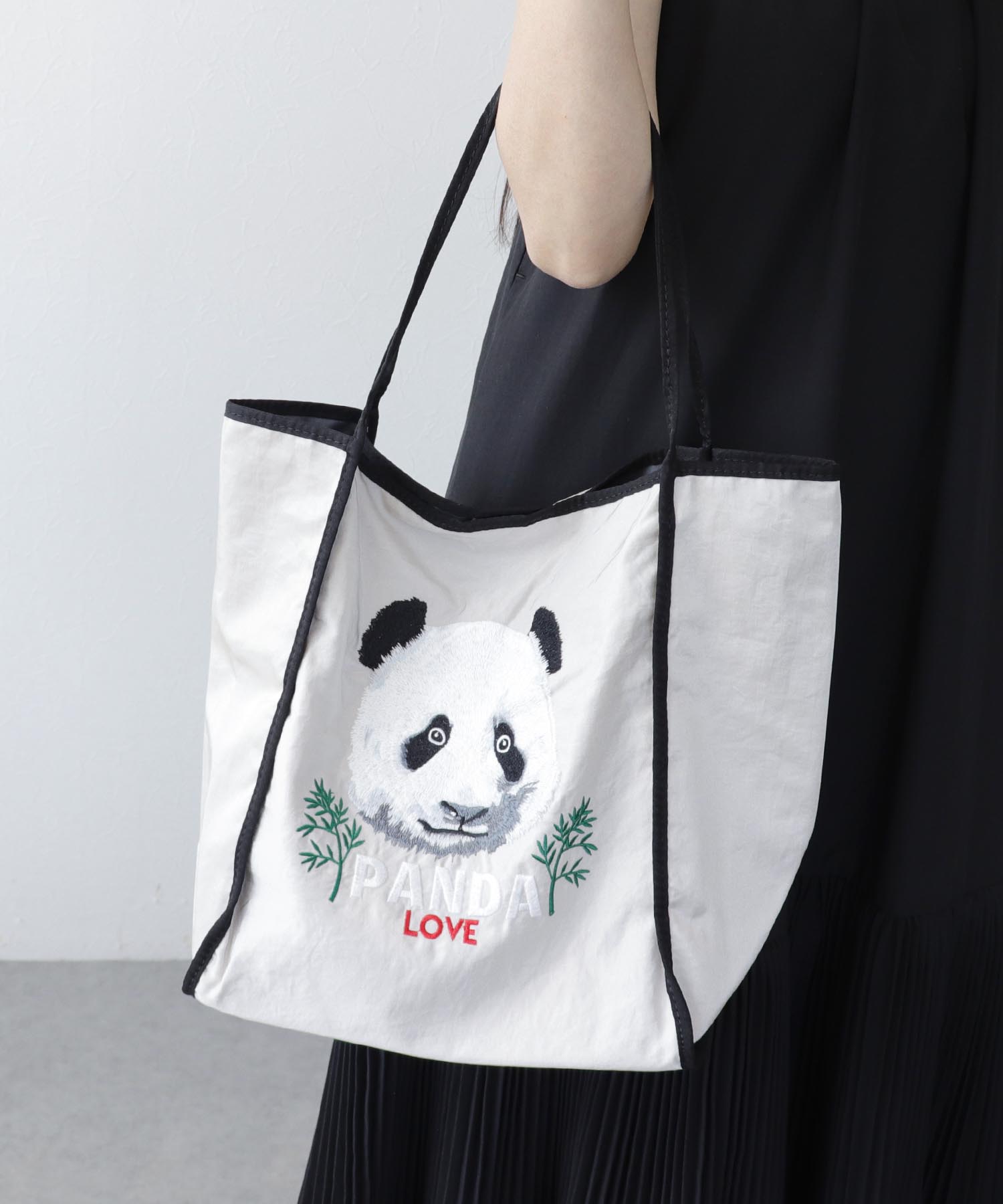アソート刺繍ナイロントート