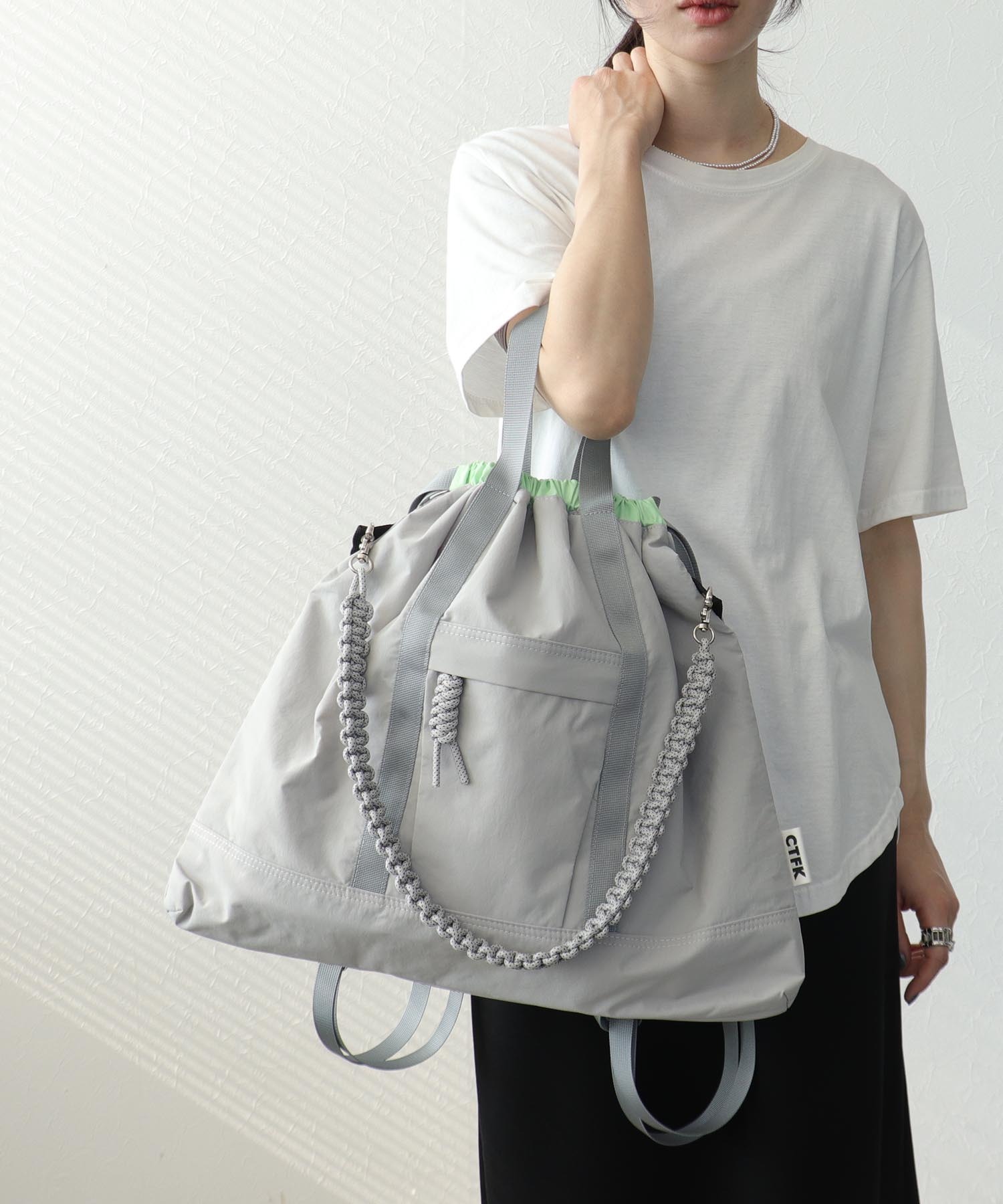 《撥水加工》ナイロン３WAYスクエアBAG