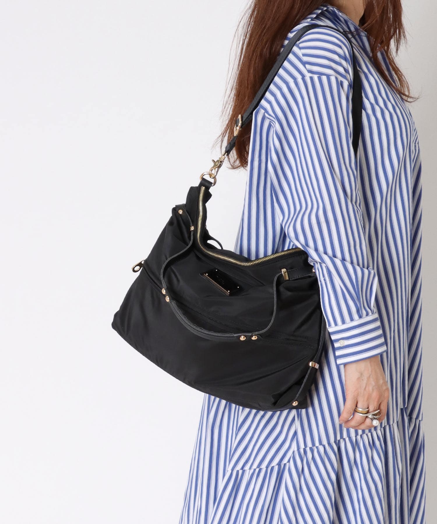 トリムレザージッパーポケットナイロンＢＡＧ