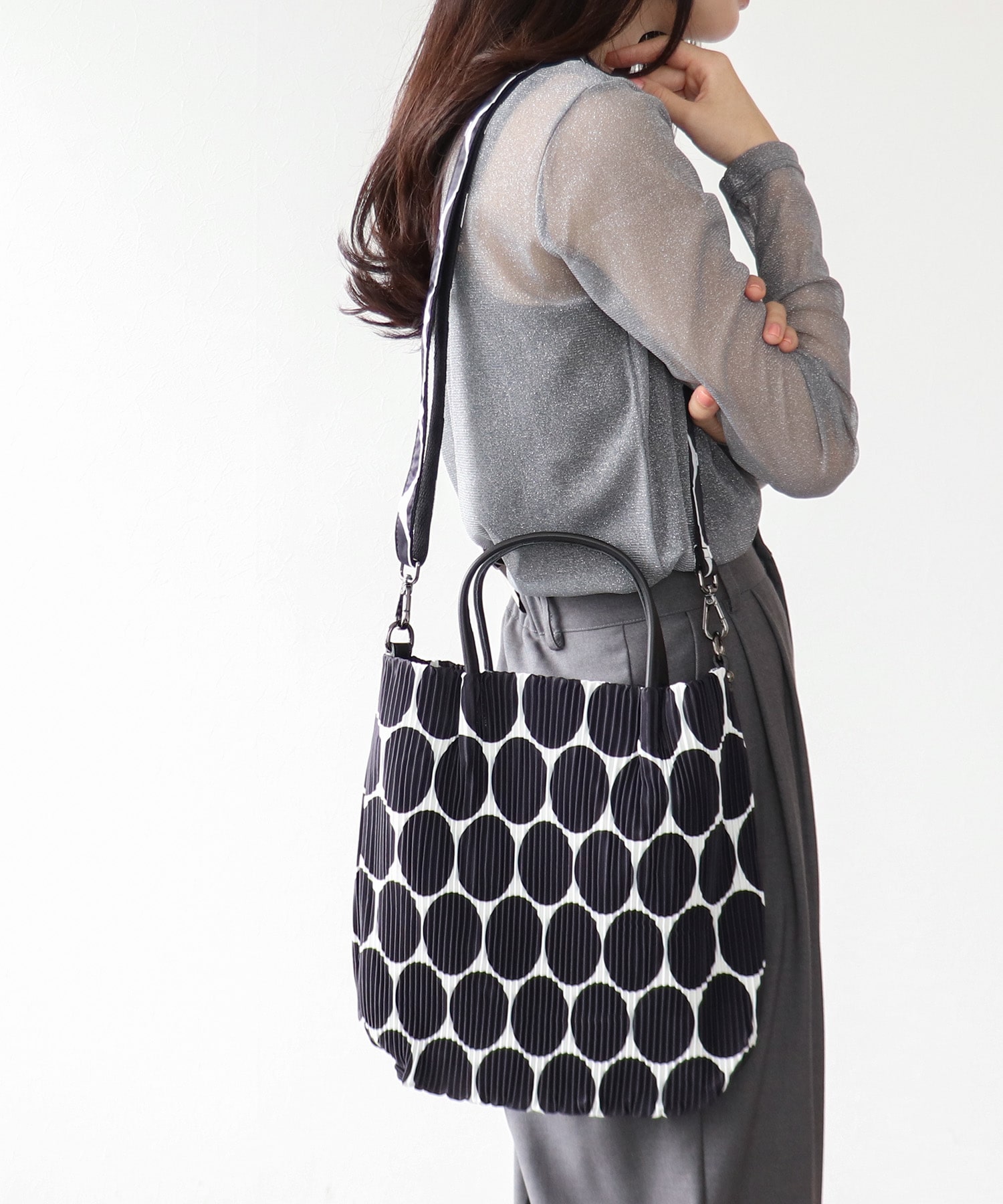 トリムレザープリーツBAG