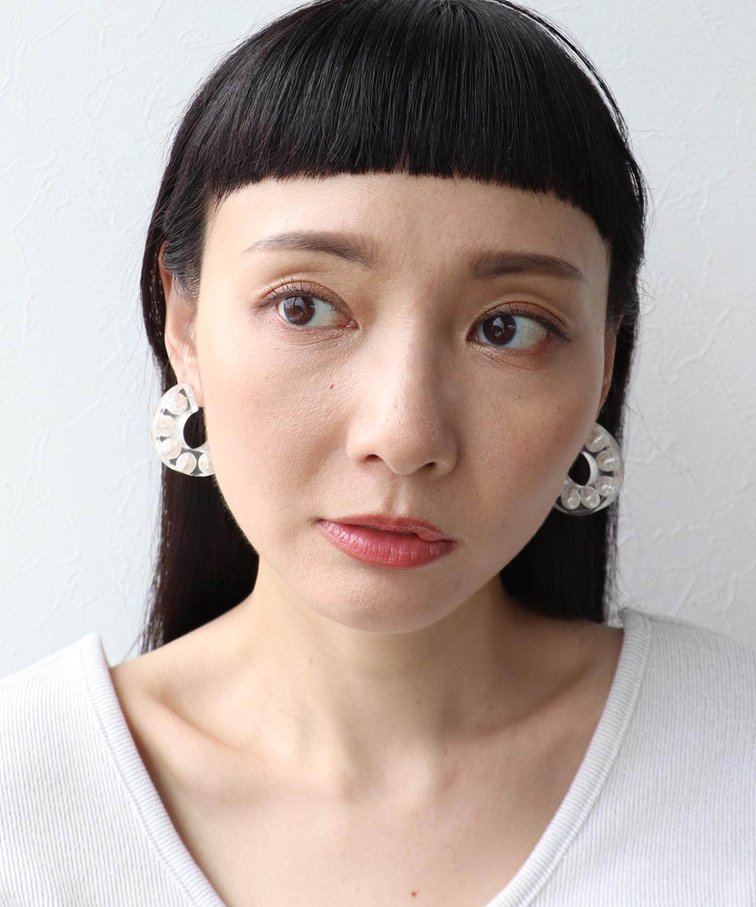 パール封入フープピアス