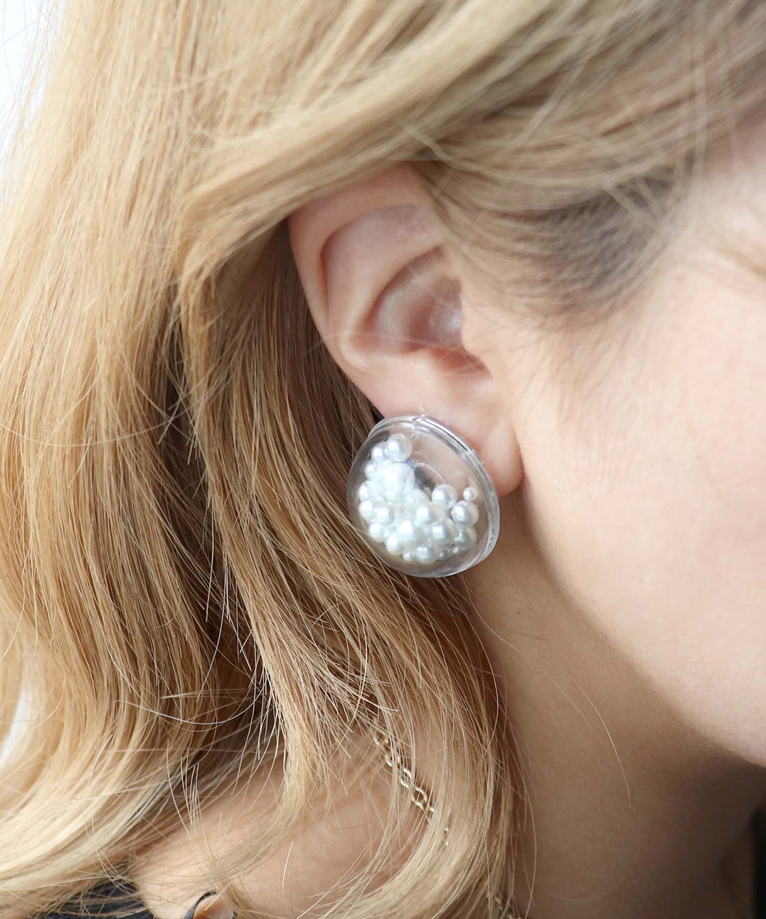 フラワーパールドームピアス（12mmパールキャッチ）