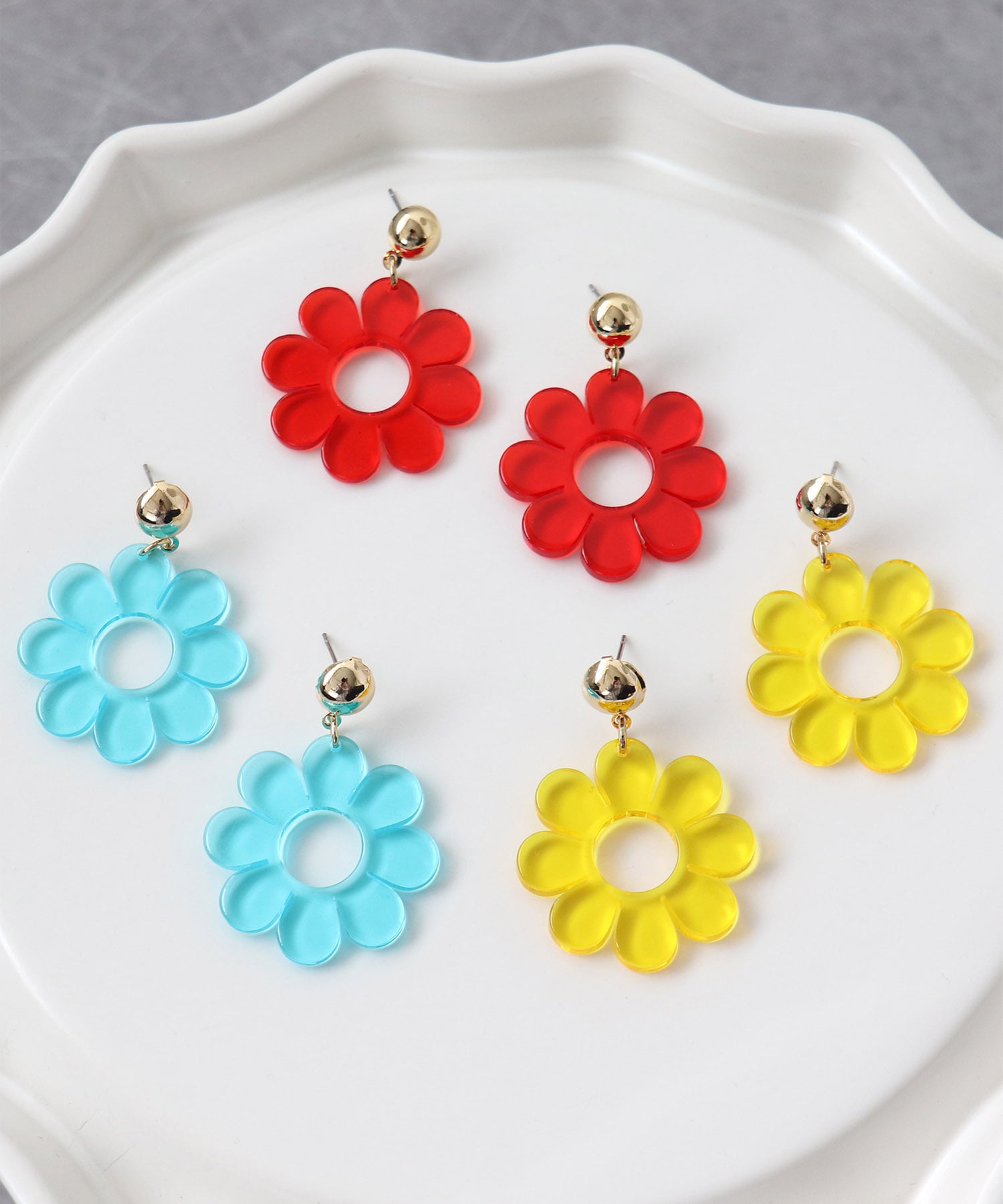 クリアカラーフラワーピアス