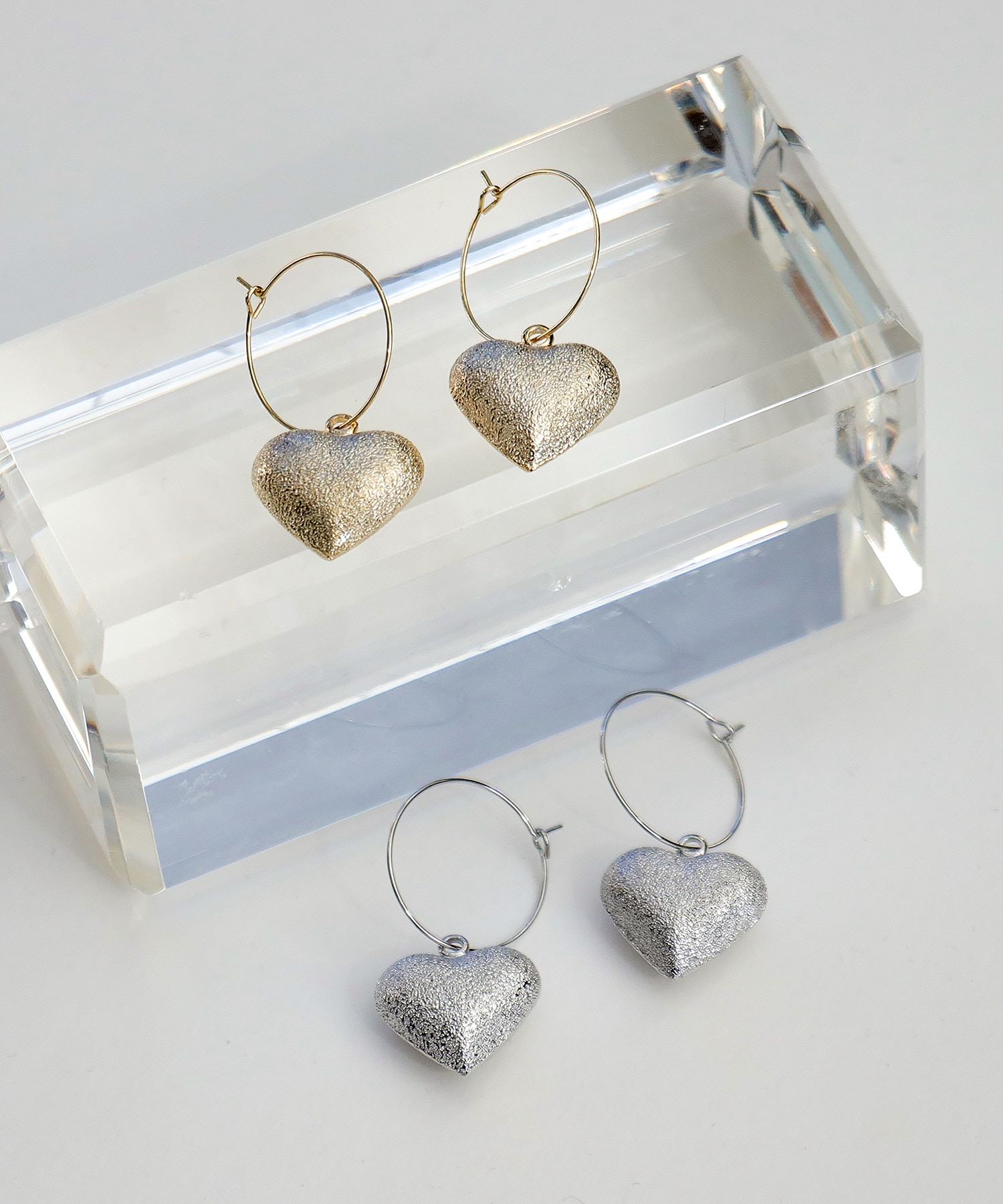 ナシジハートフープピアス