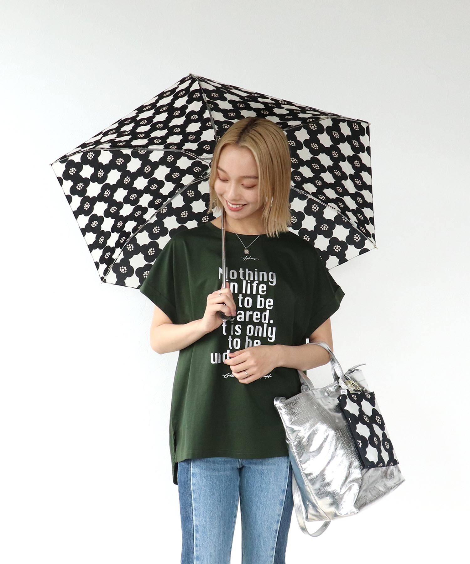 【Wpc.】≪晴雨兼用/遮光≫camelliaフラワー柄mini折傘