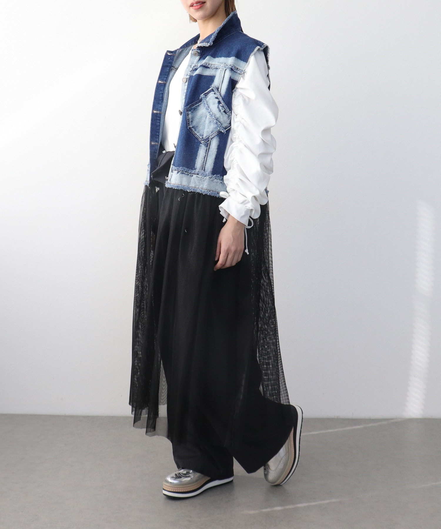 デニム×チュールロングベスト
