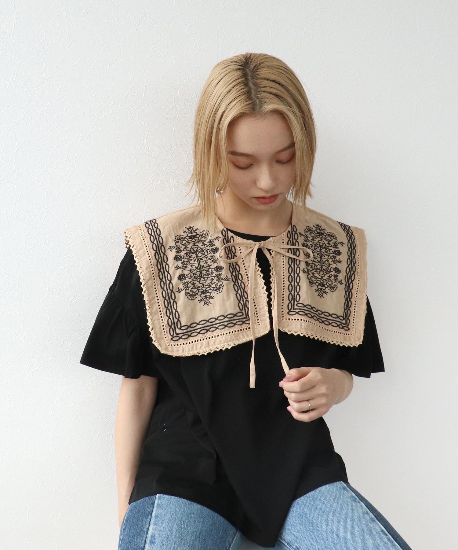 Embroidery COLLAR