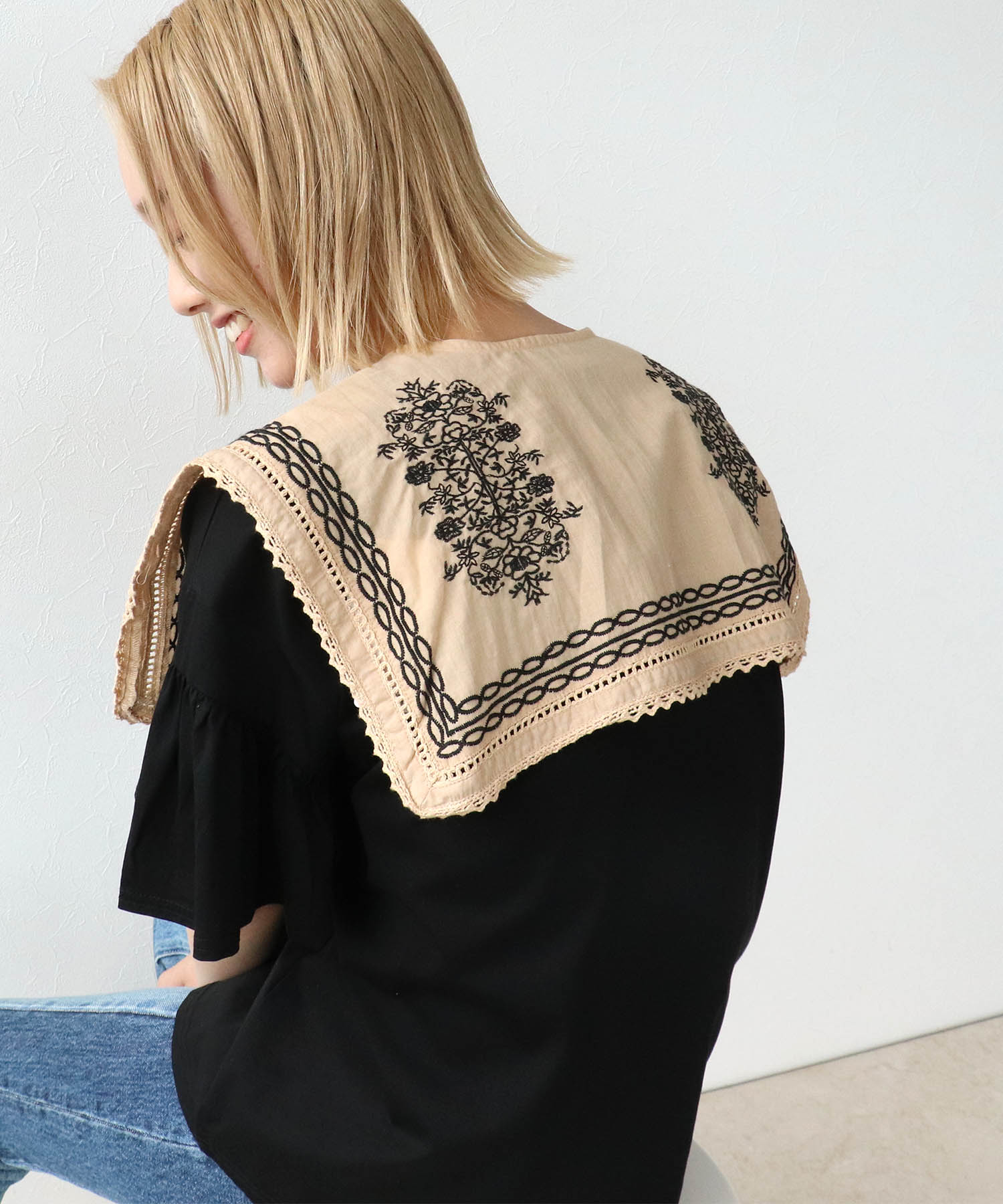 Embroidery COLLAR