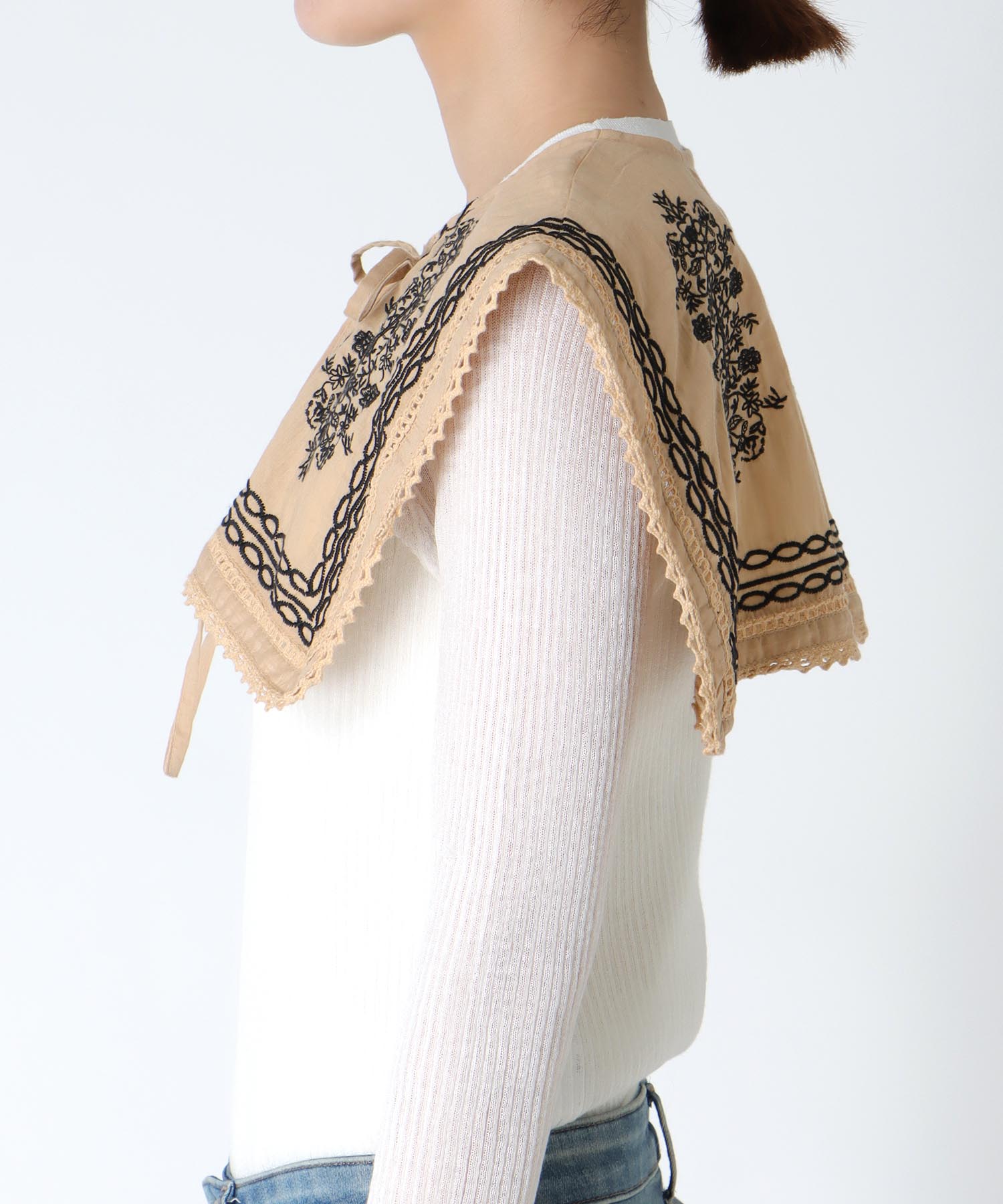 Embroidery COLLAR