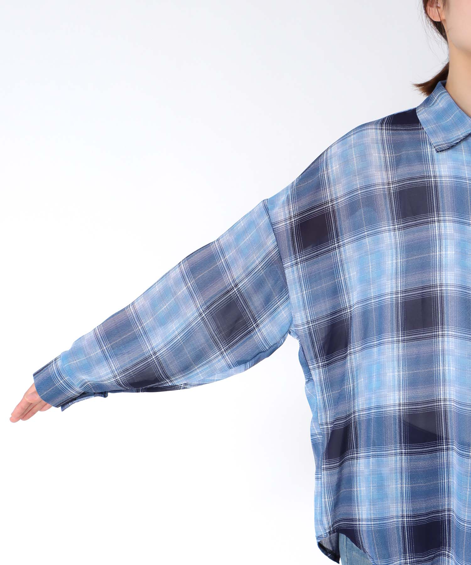 チェック柄シャツ