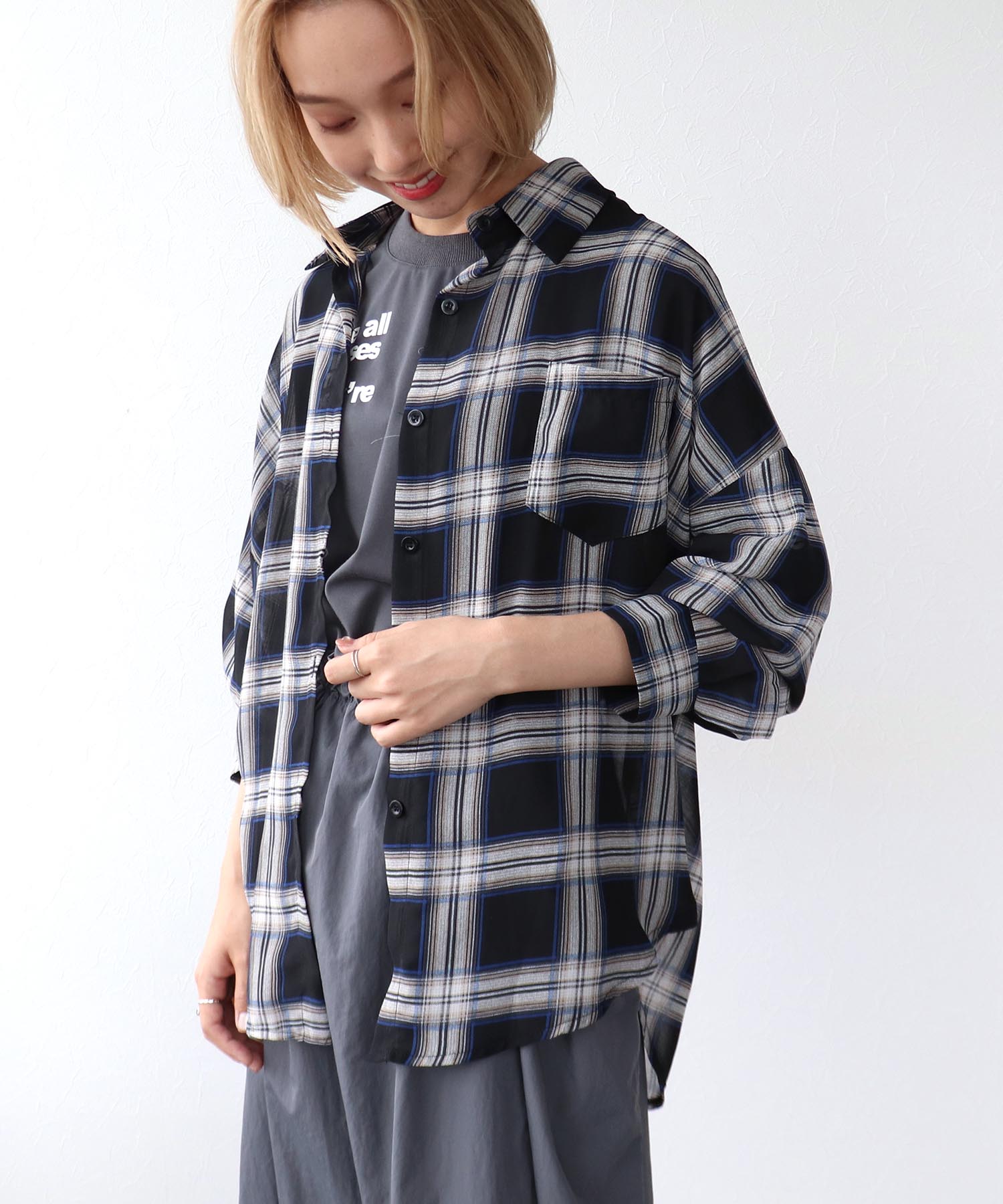 チェック柄シャツ