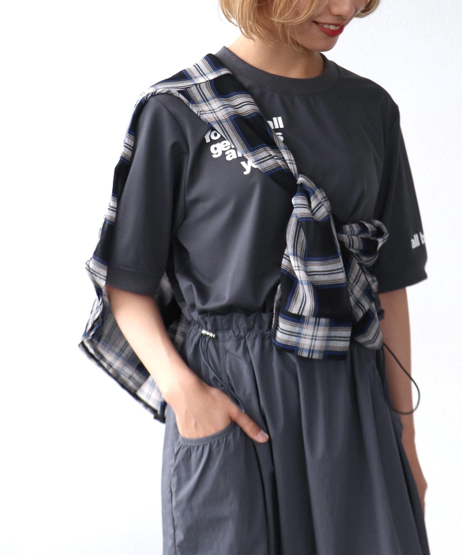 チェック柄シャツ