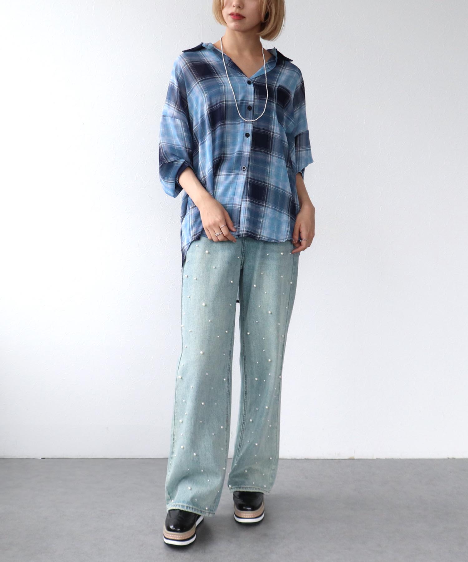 チェック柄シャツ