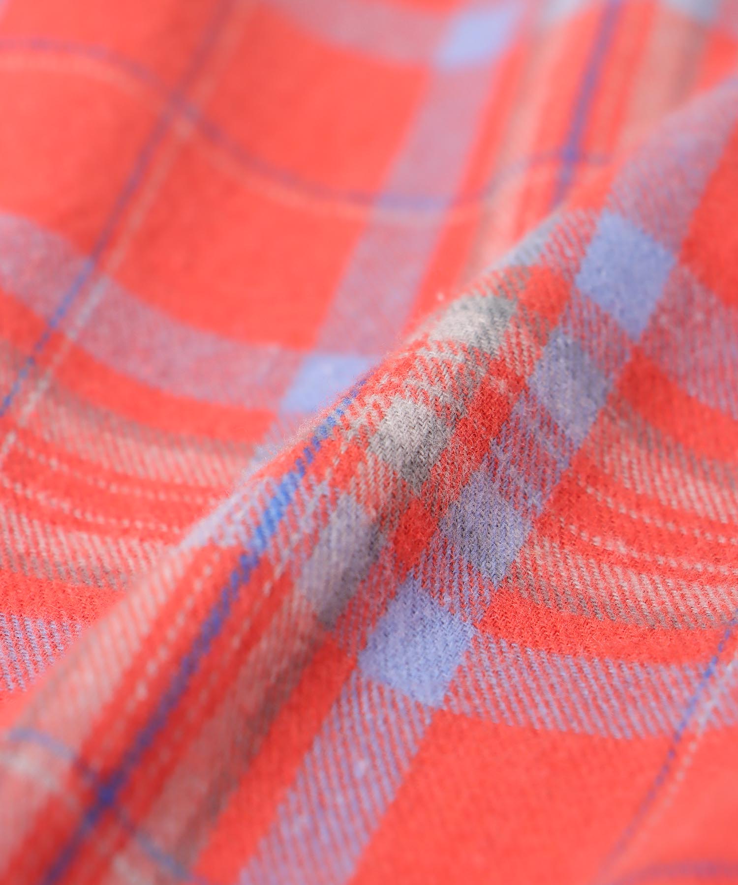 タータンチェック柄シャツ