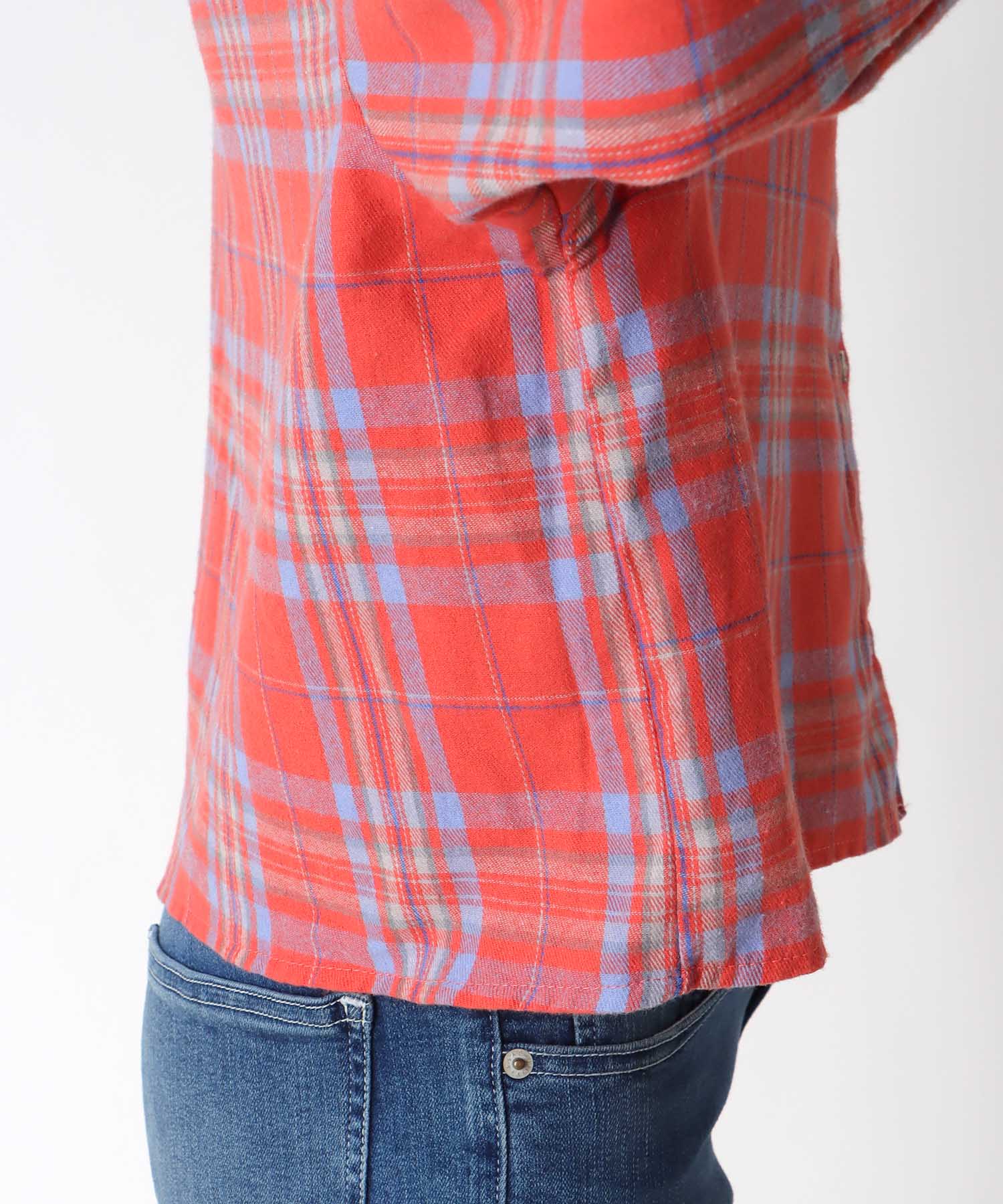 タータンチェック柄シャツ