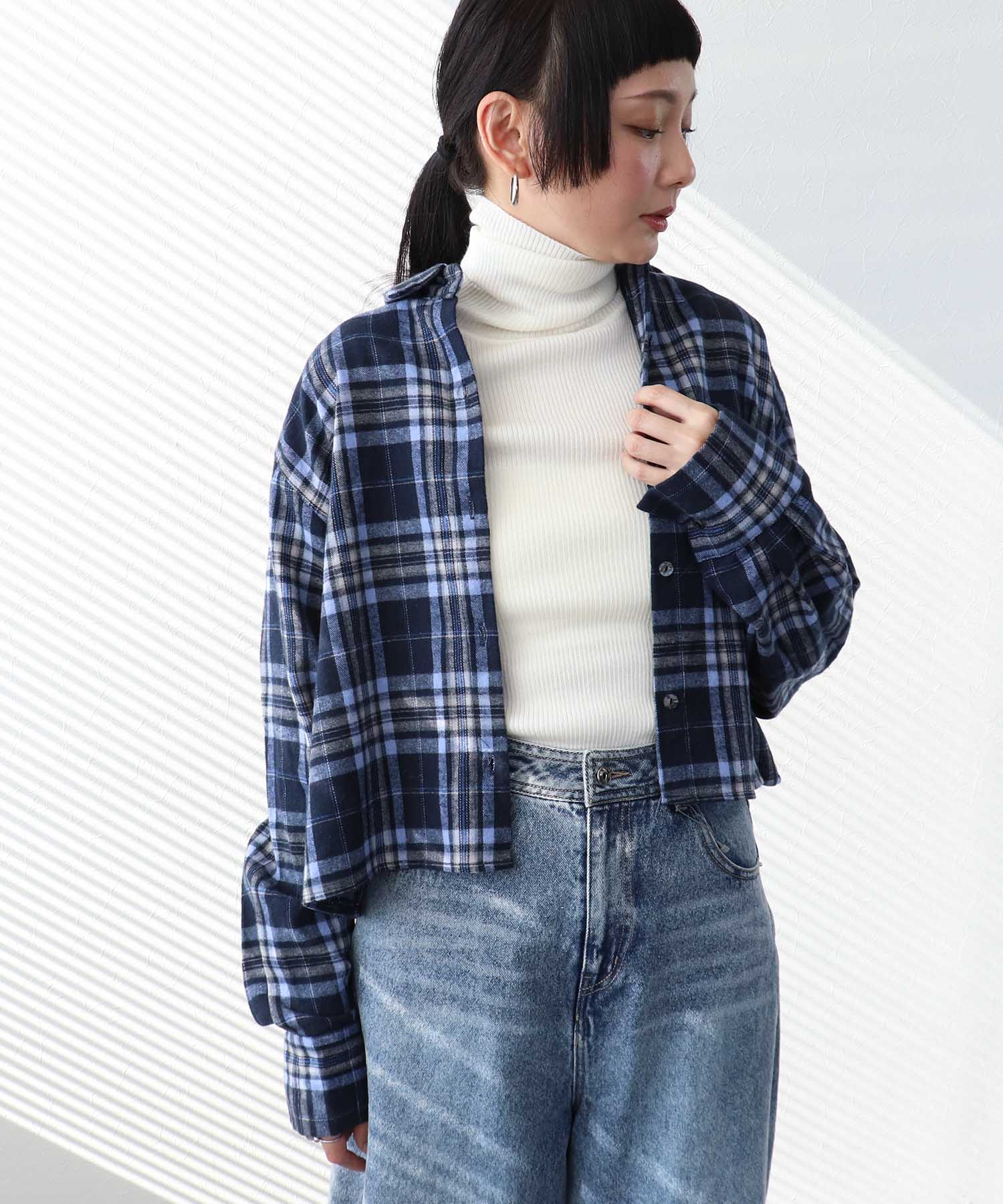 タータンチェック柄シャツ