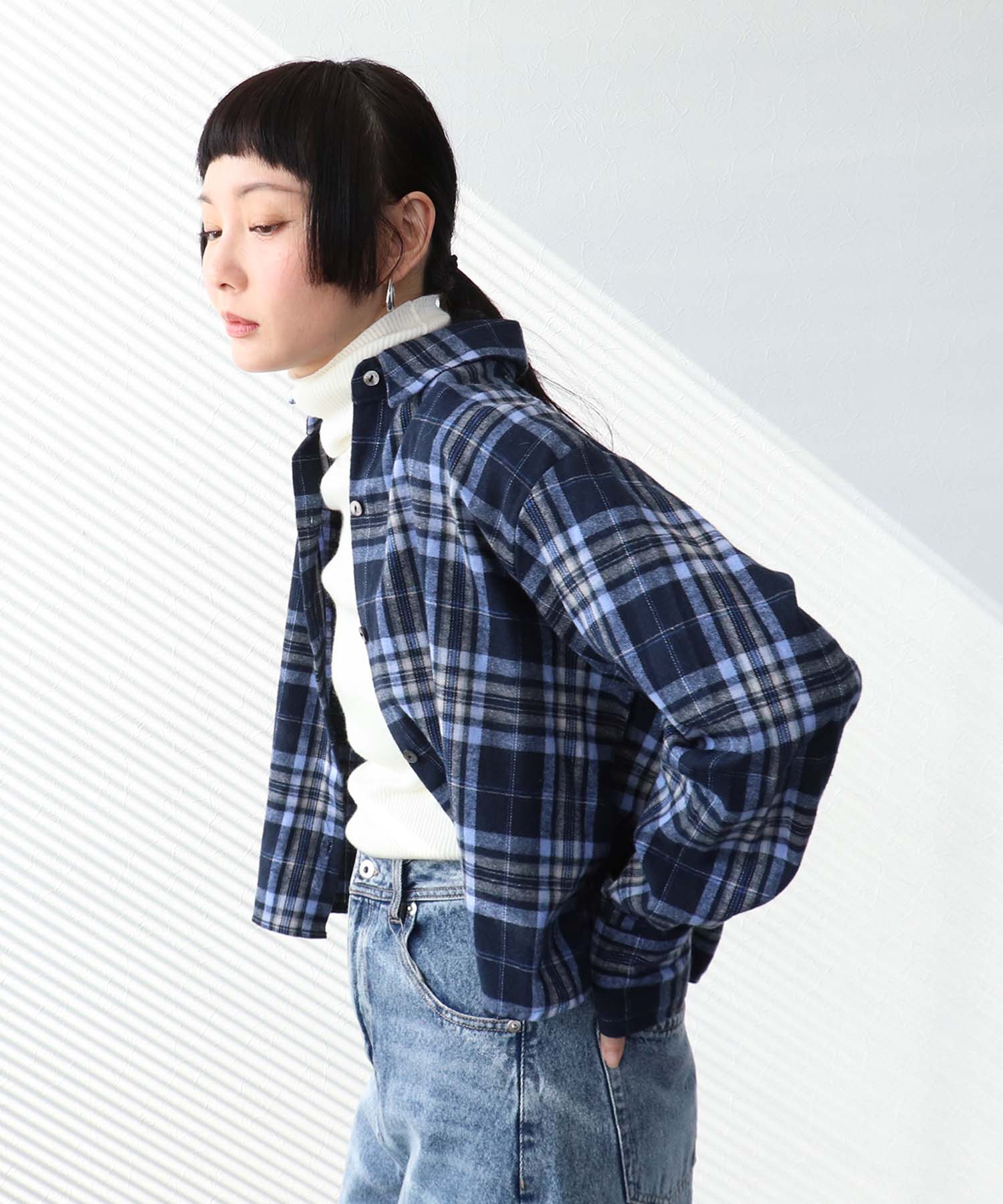 タータンチェック柄シャツ