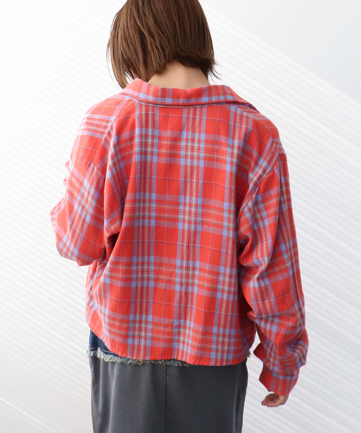 タータンチェック柄シャツ