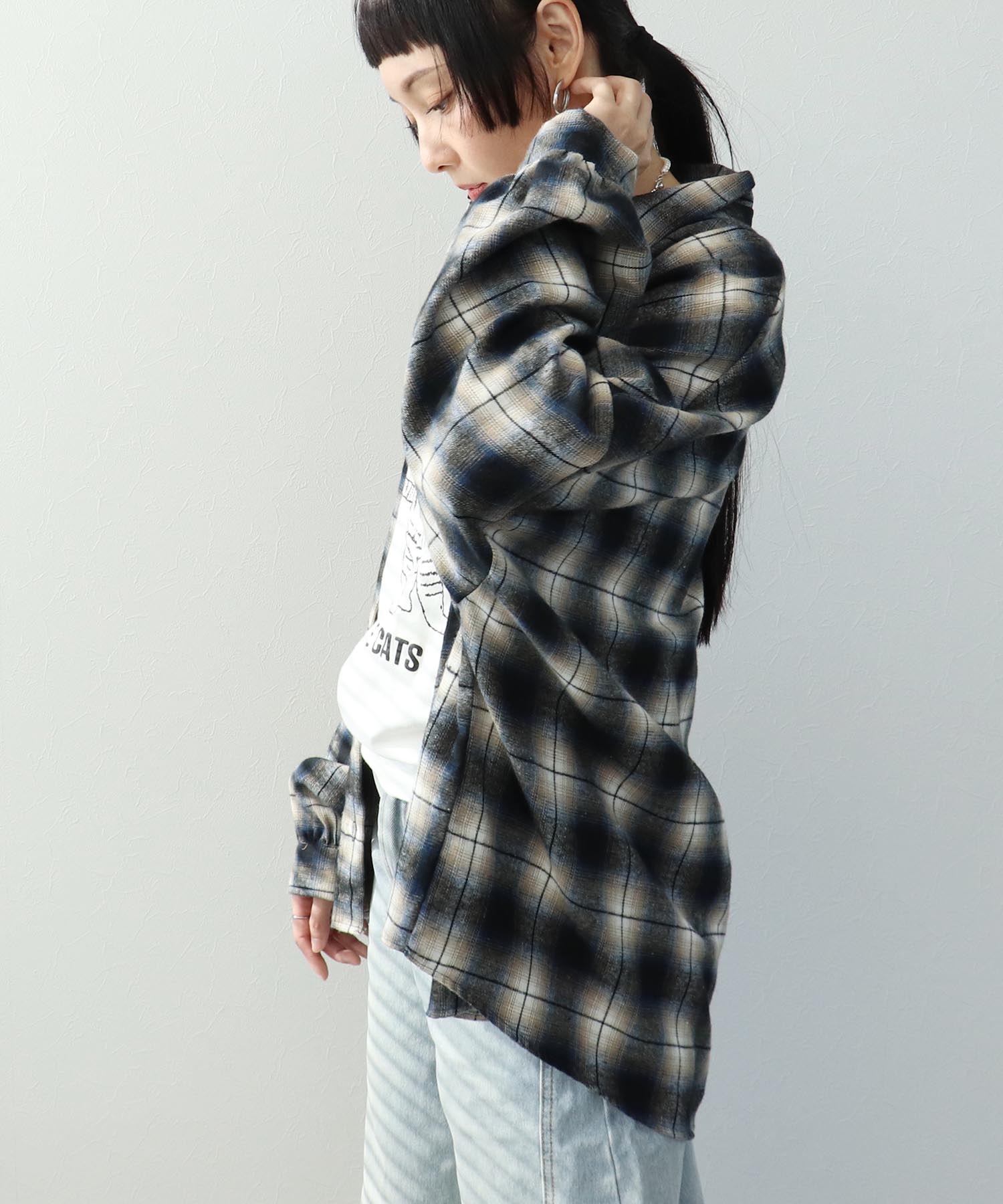 グラデチェック柄シャツ