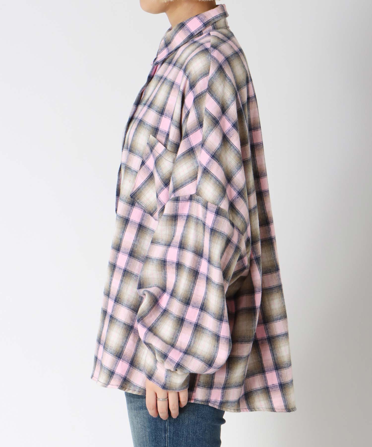 グラデチェック柄シャツ