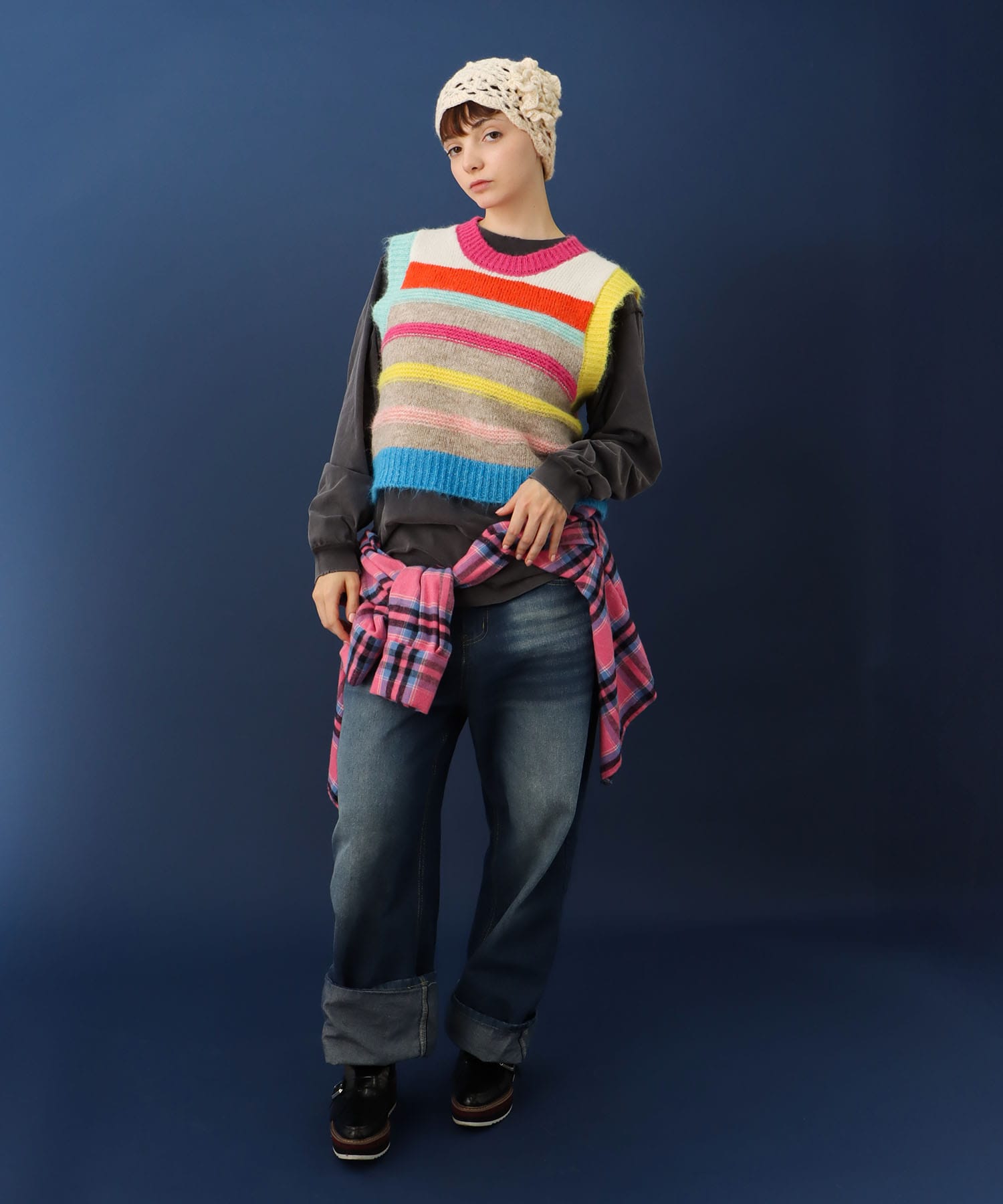 アームネックカラーマルチボーダーベスト