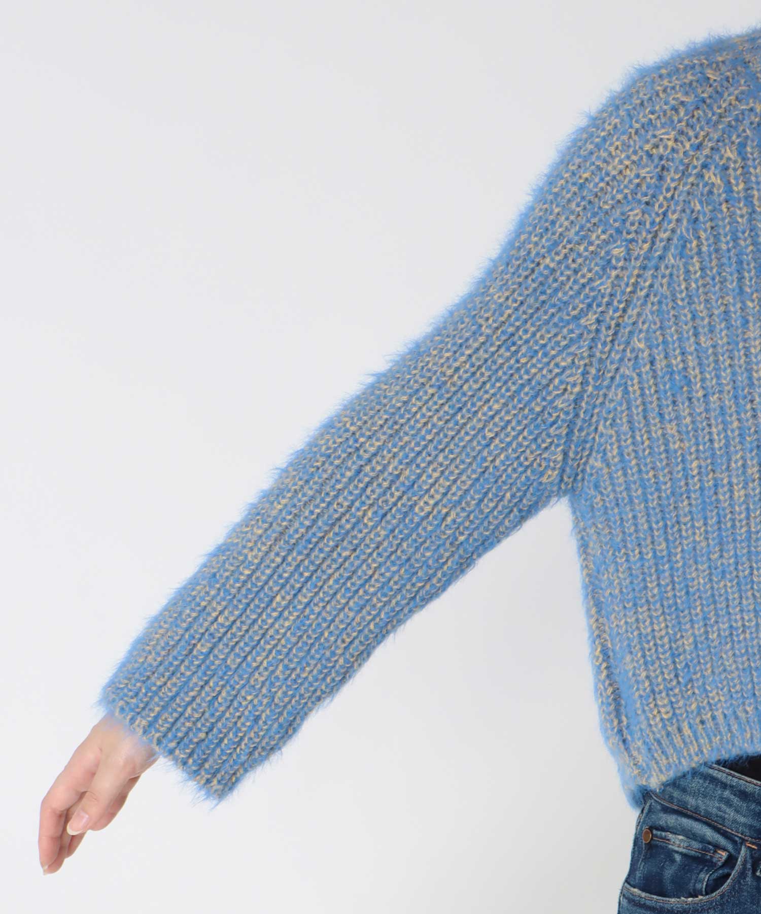 バックスリットシャギープルオーバー