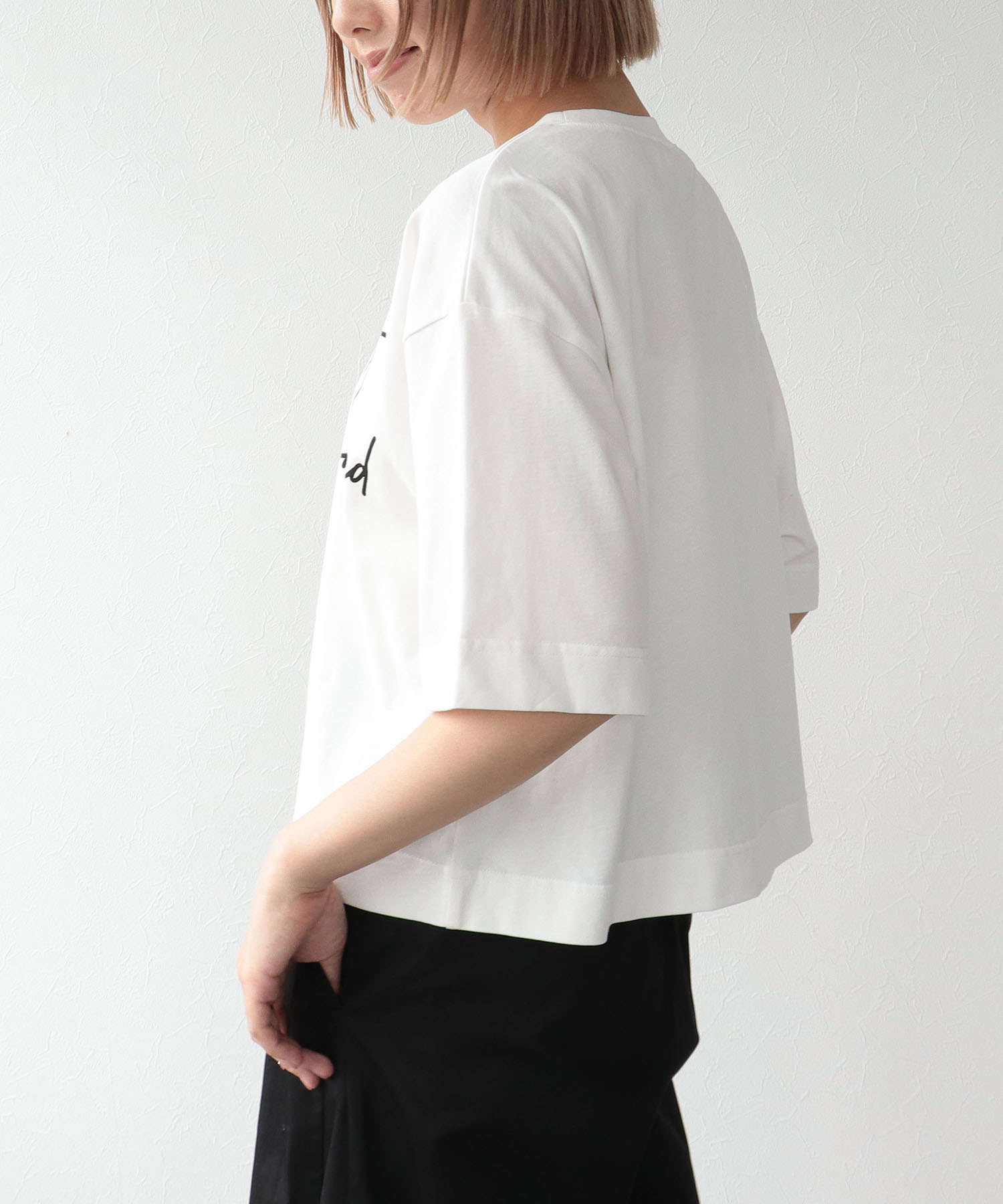 MessageロゴプリントTシャツ