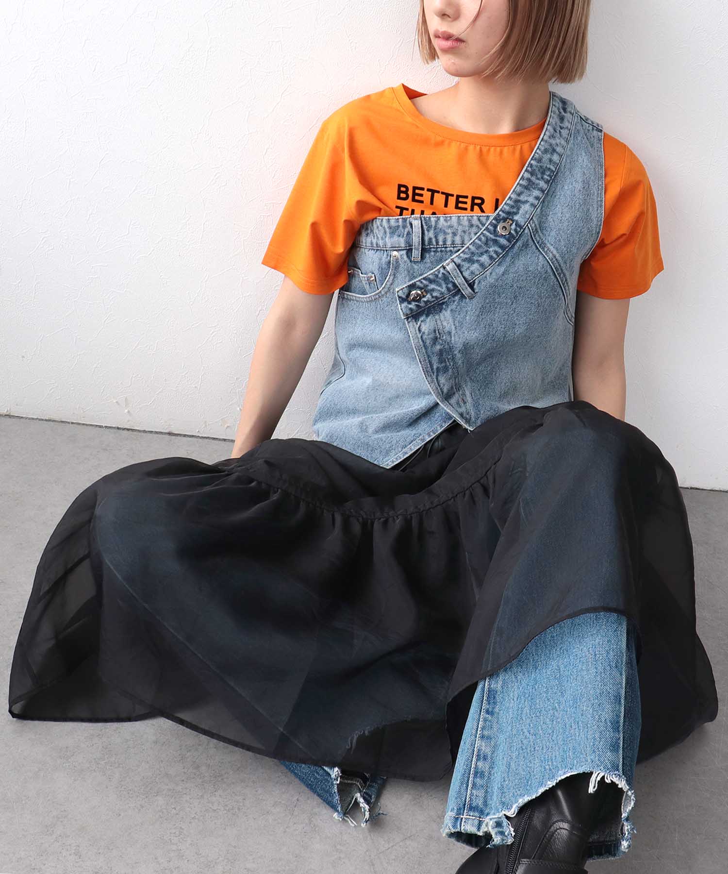 フロッキーロゴプリントTシャツ