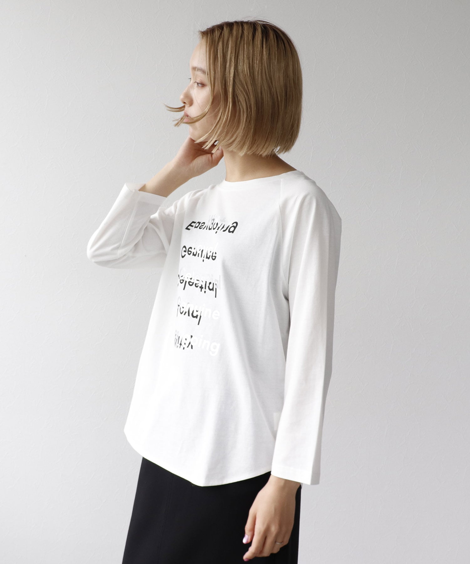 シルバー箔プリント7分袖ラグランTシャツ