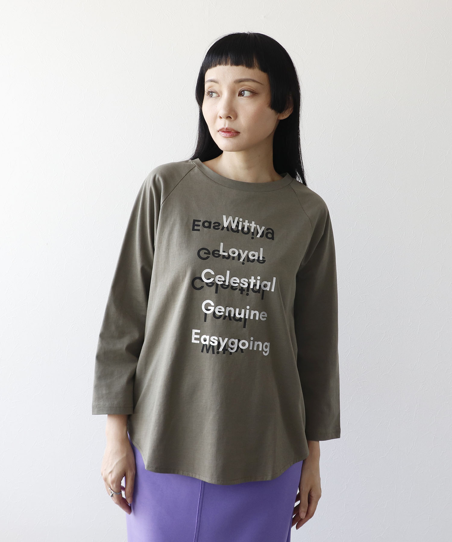 シルバー箔プリント7分袖ラグランTシャツ