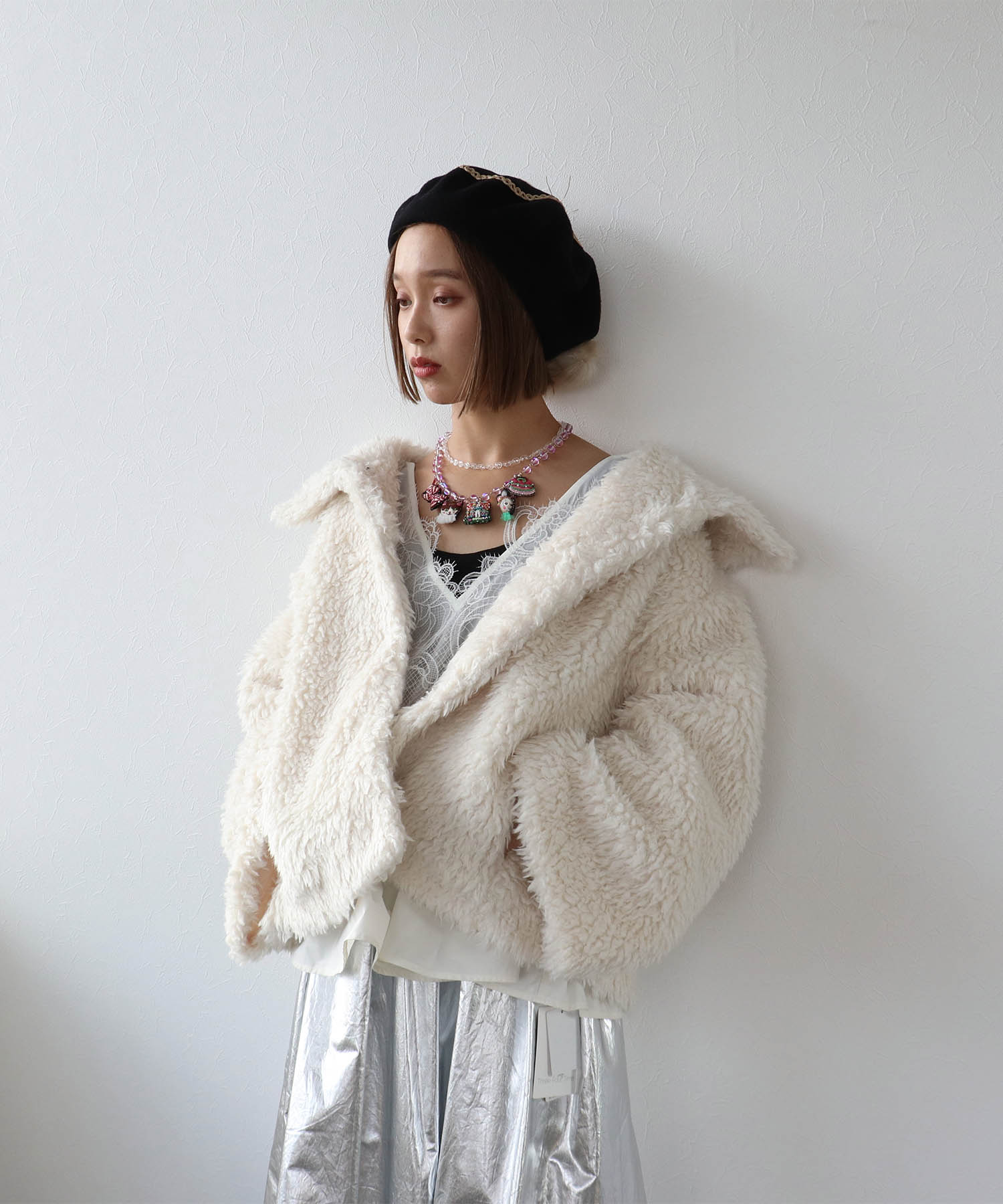 カールフェイクファーコート