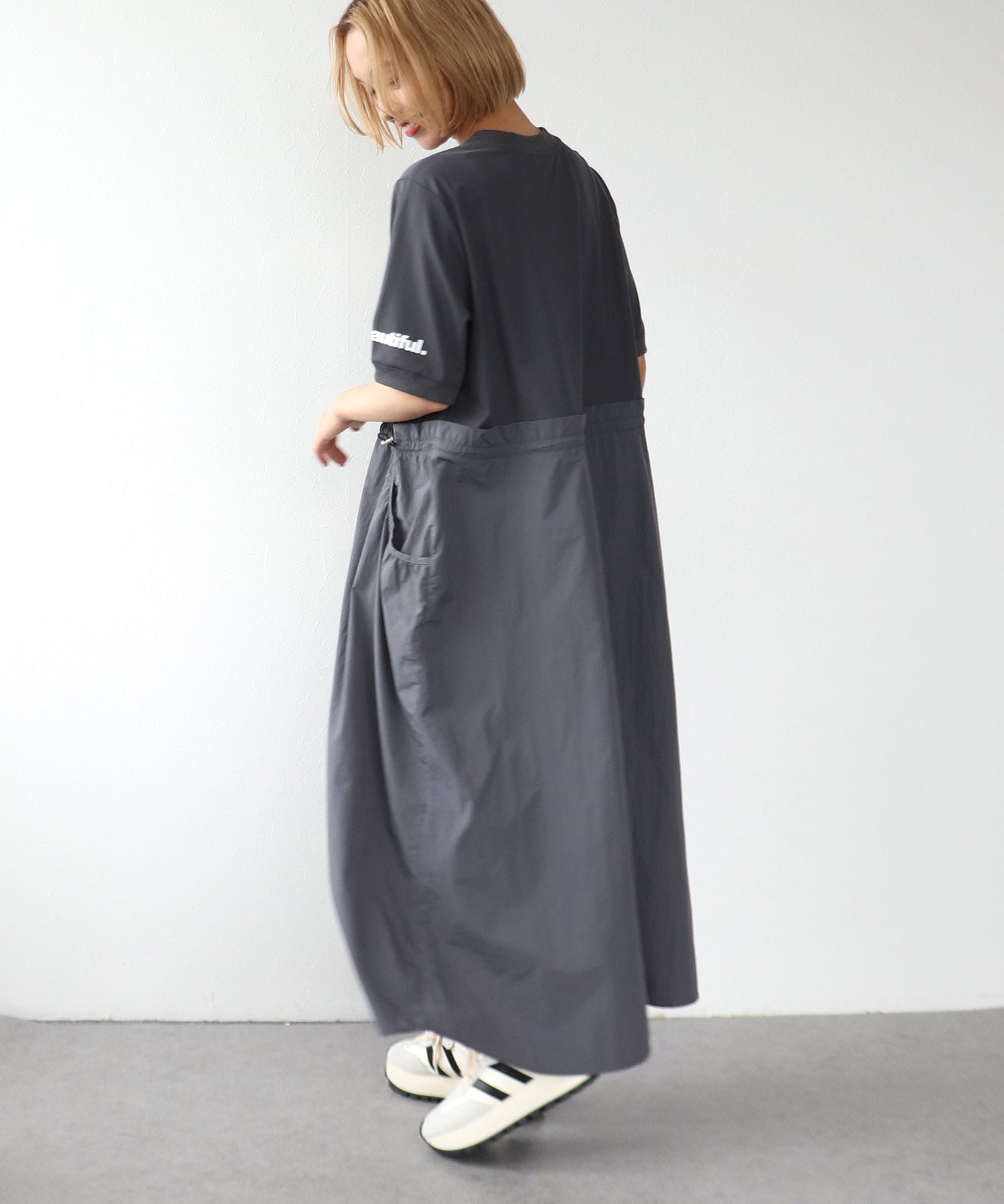 布帛切替ハーフスリーブロゴワンピース