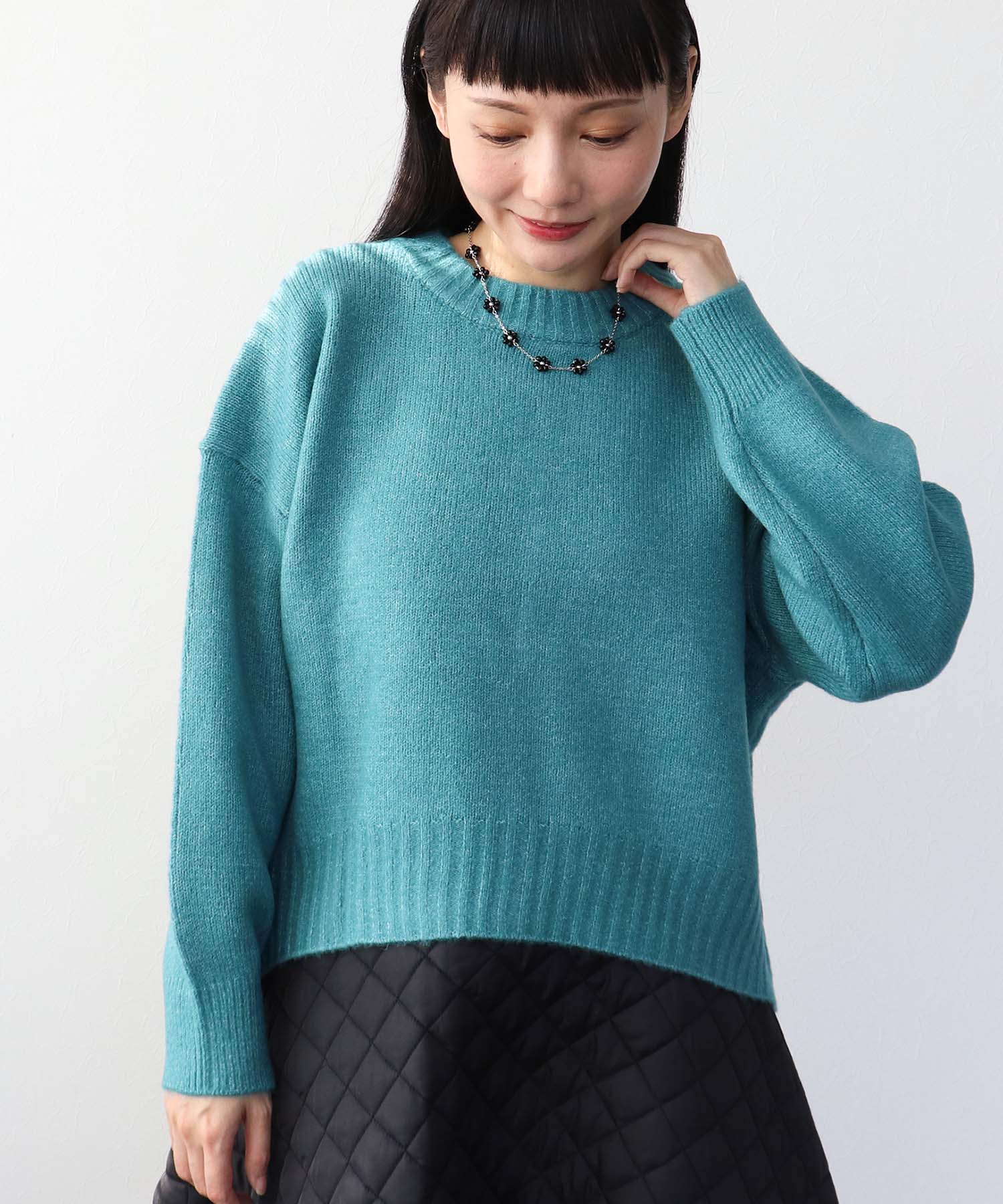 クルーネックショートプルオーバー