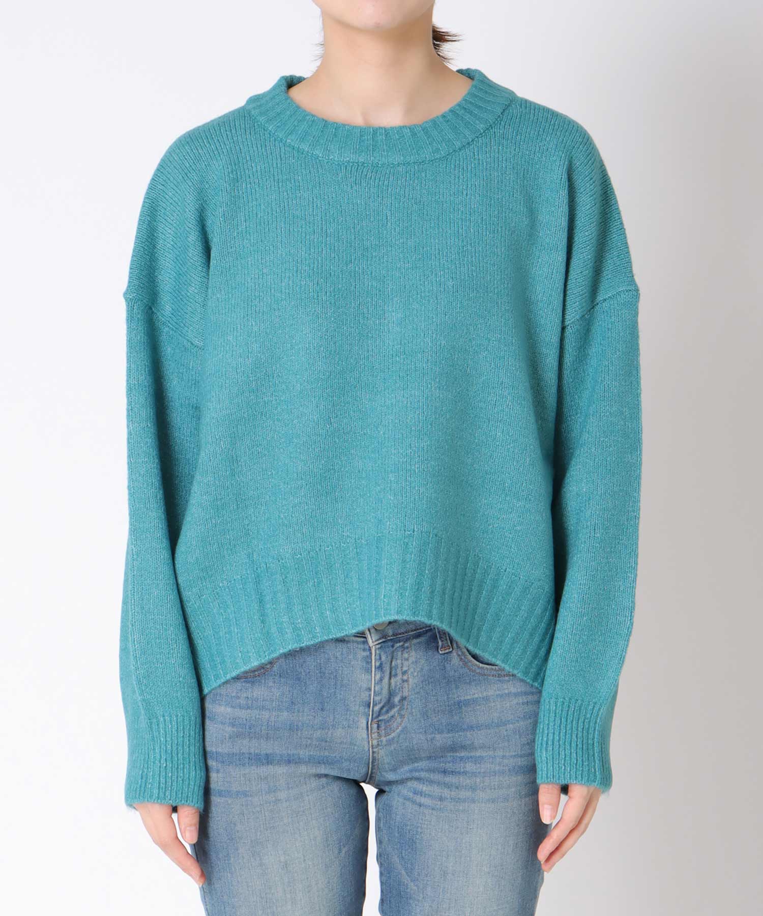 クルーネックショートプルオーバー