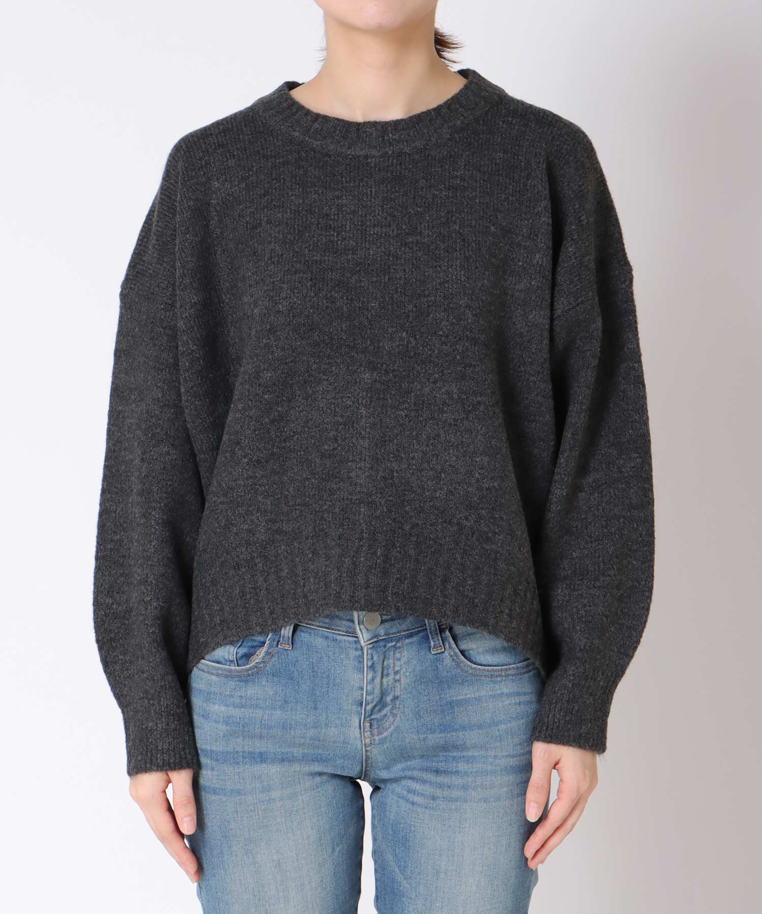 クルーネックショートプルオーバー