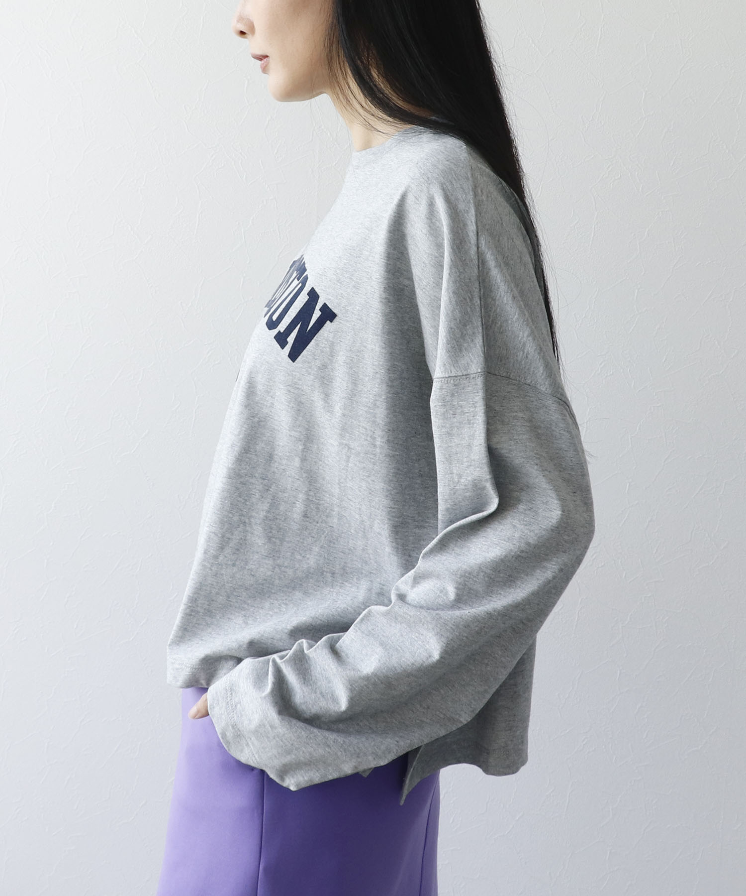 ワイドシルエットクルーロゴTシャツ