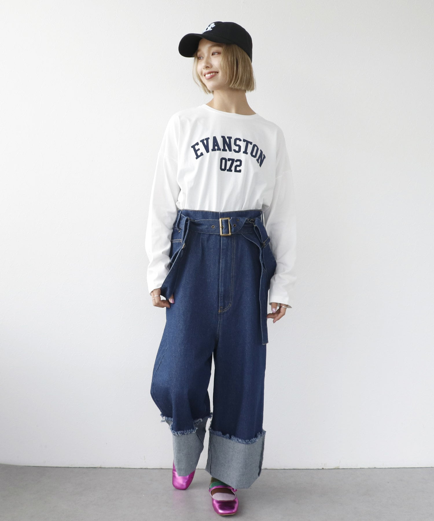 ワイドシルエットクルーロゴTシャツ