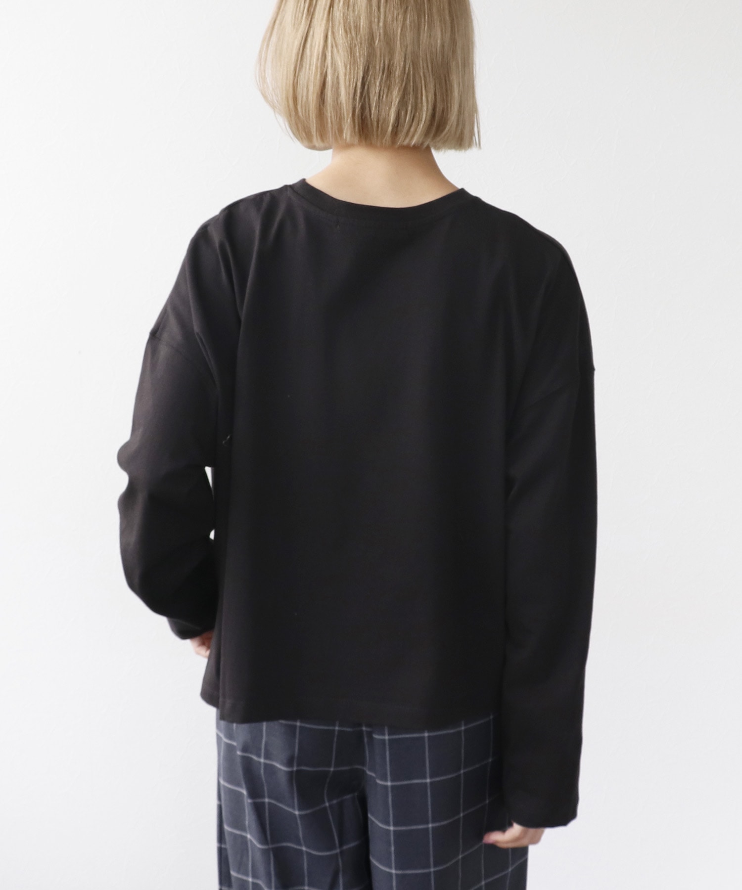 ワイドシルエットクルーロゴTシャツ