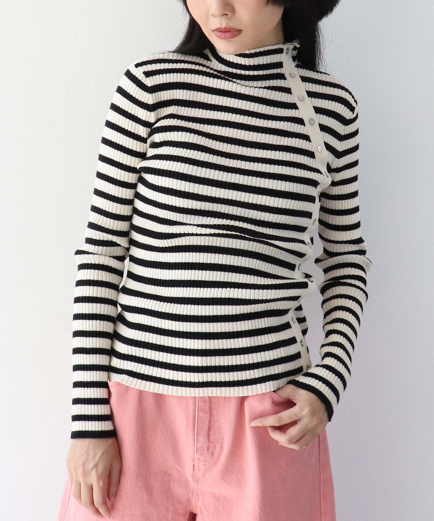 ボトルネックアシメデザインプルオーバー