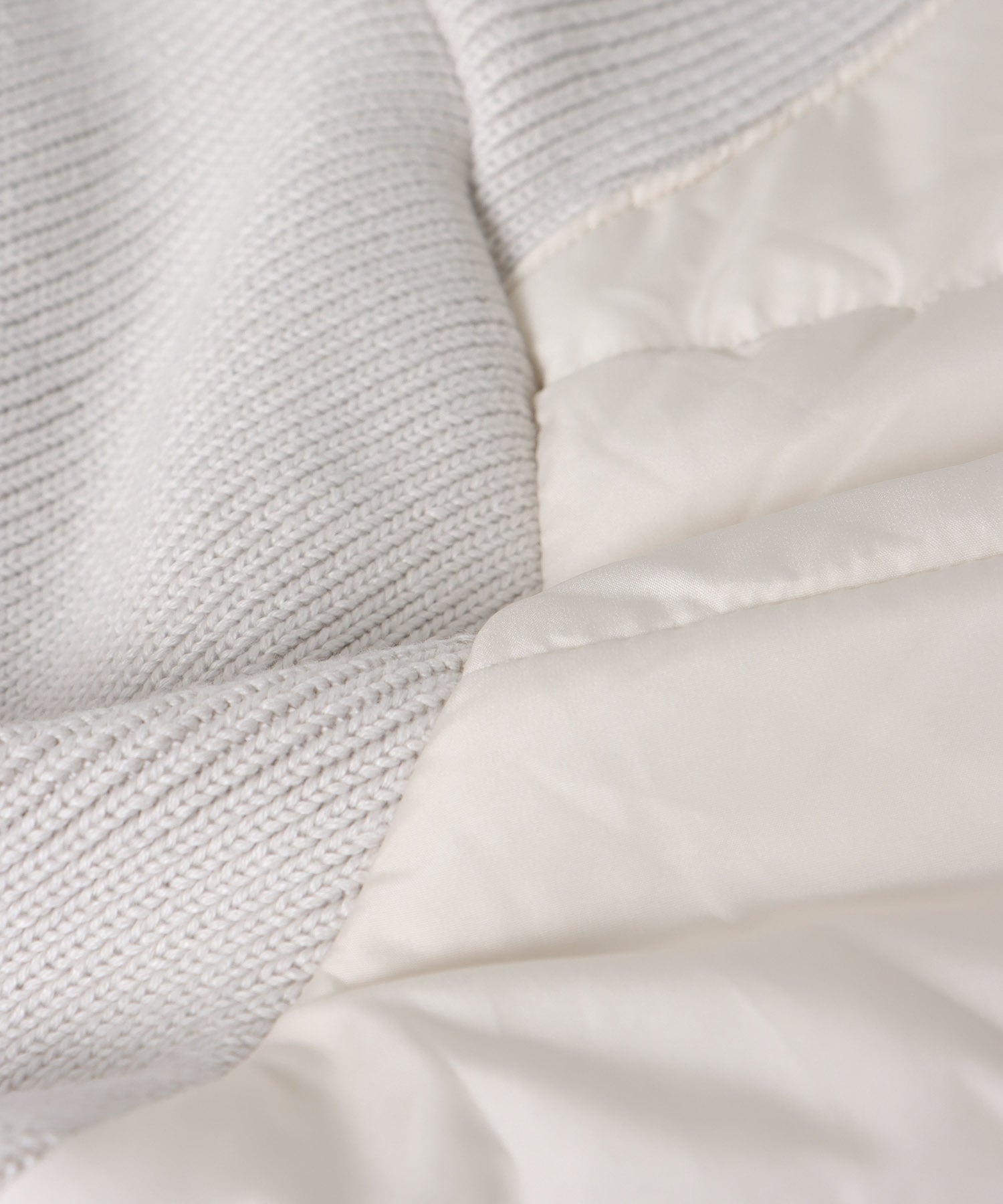 中綿×ニット切替ノーカラージャケット