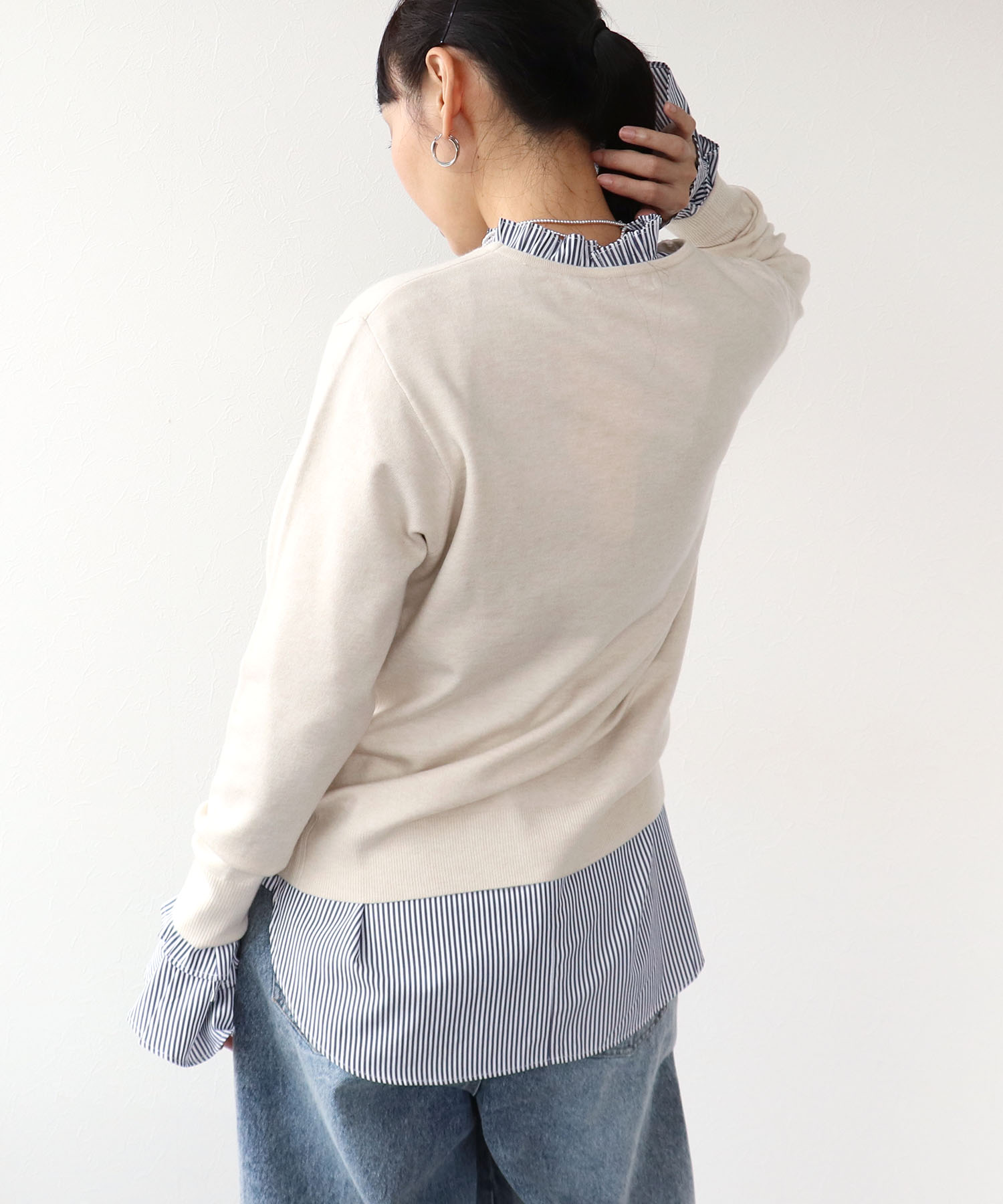 発熱加工ウォッシャブルVネックプルオーバー