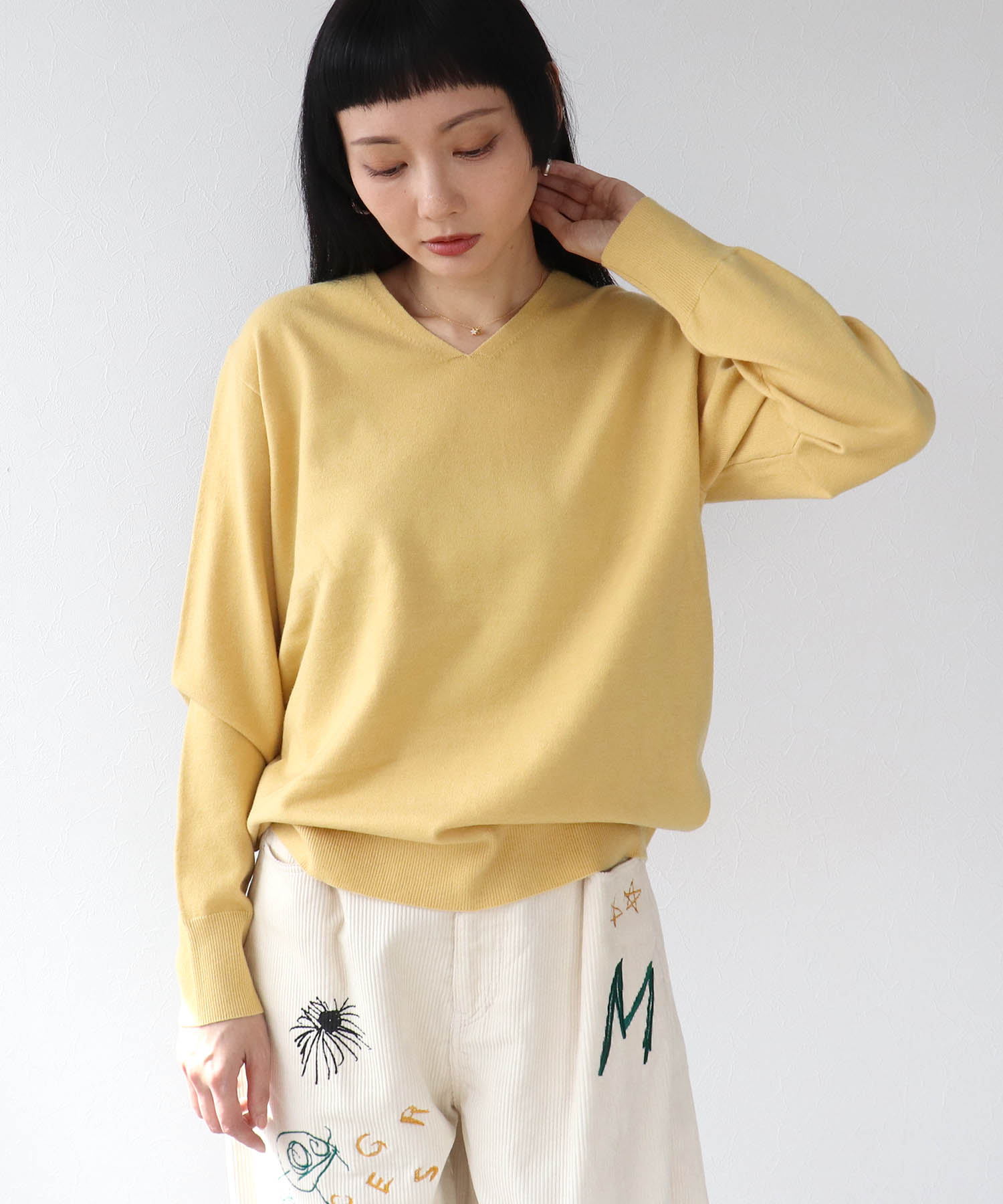 発熱加工ウォッシャブルVネックプルオーバー