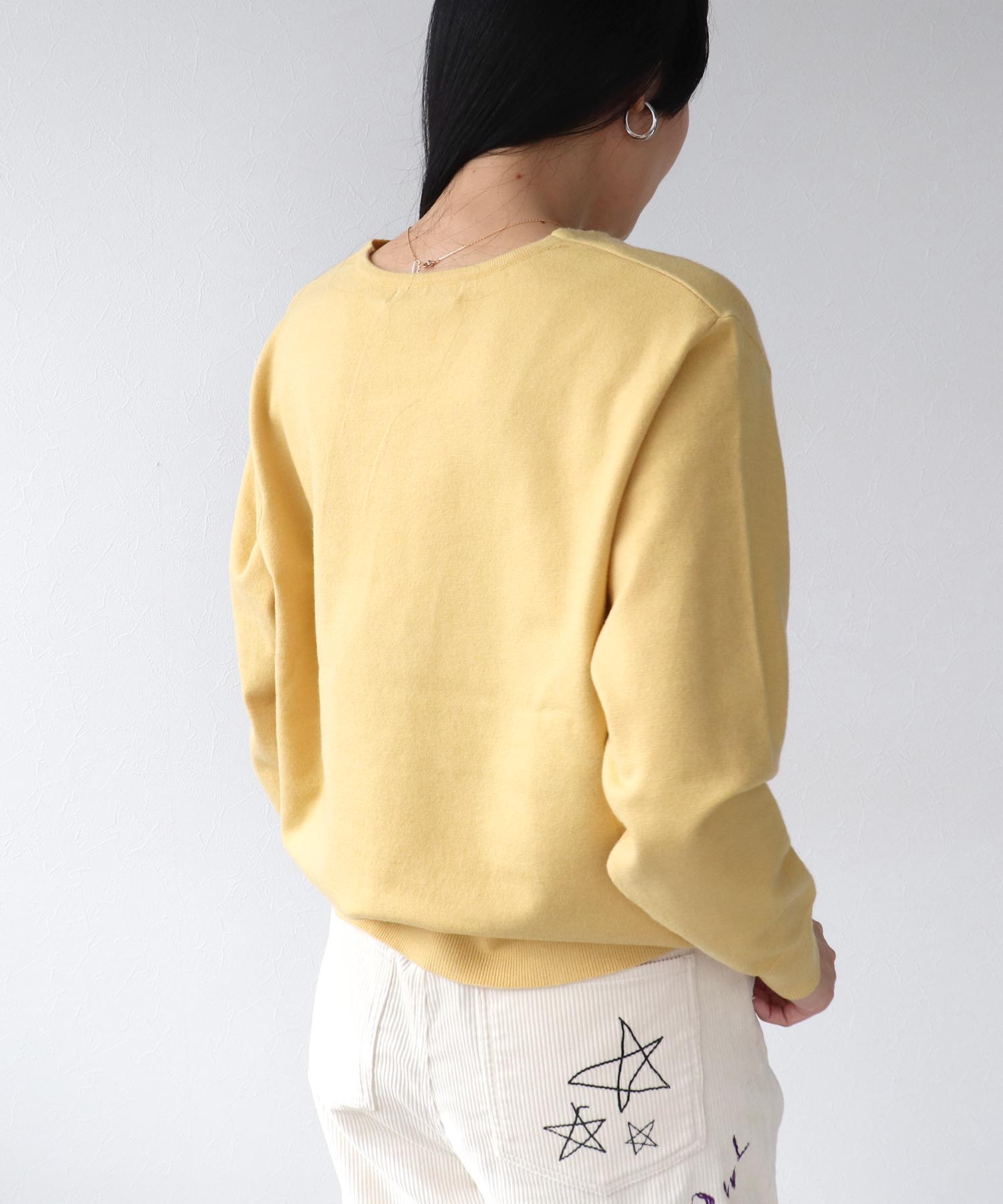 発熱加工ウォッシャブルVネックプルオーバー