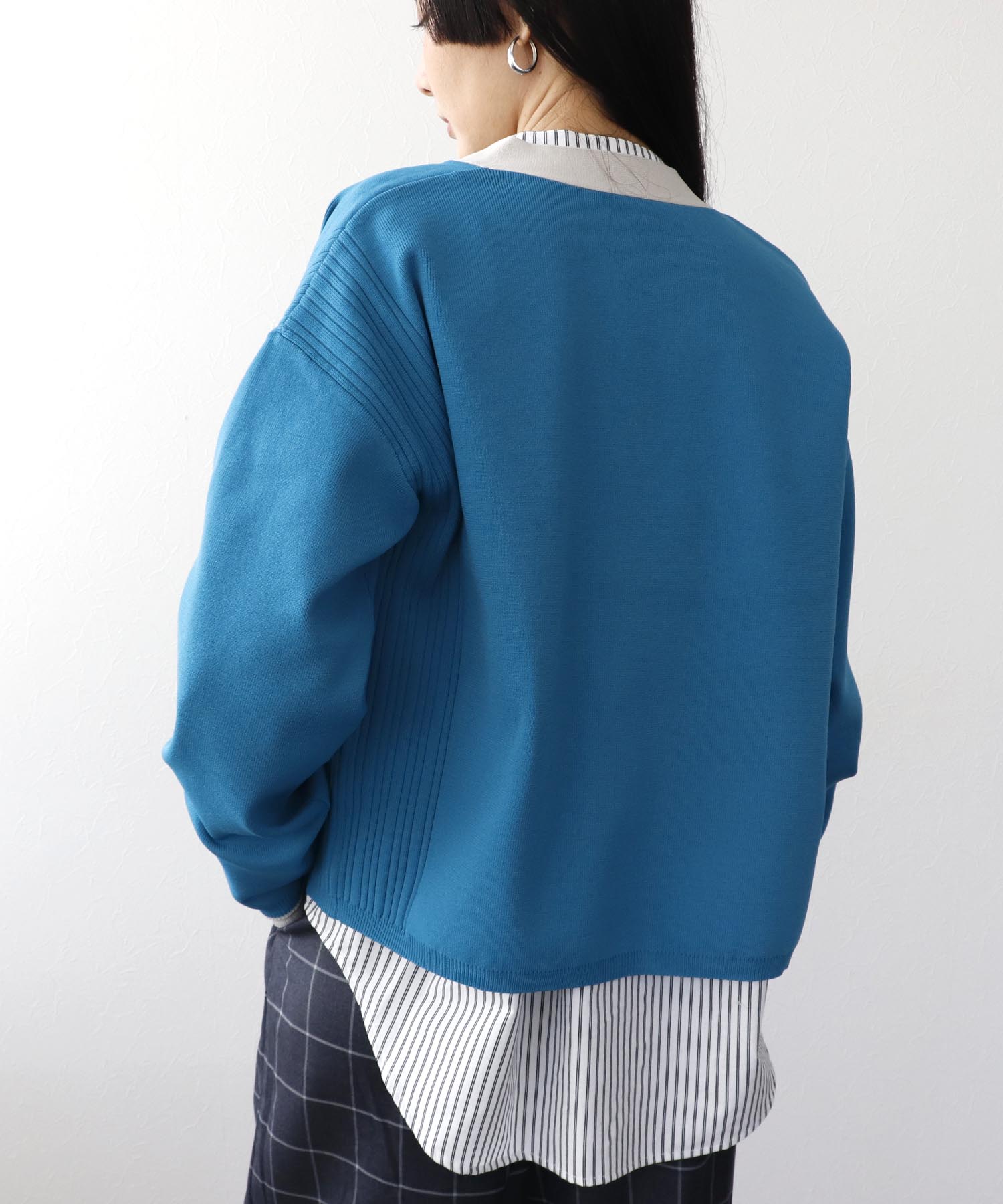 超軽量編柄ロゴZIPブルゾン