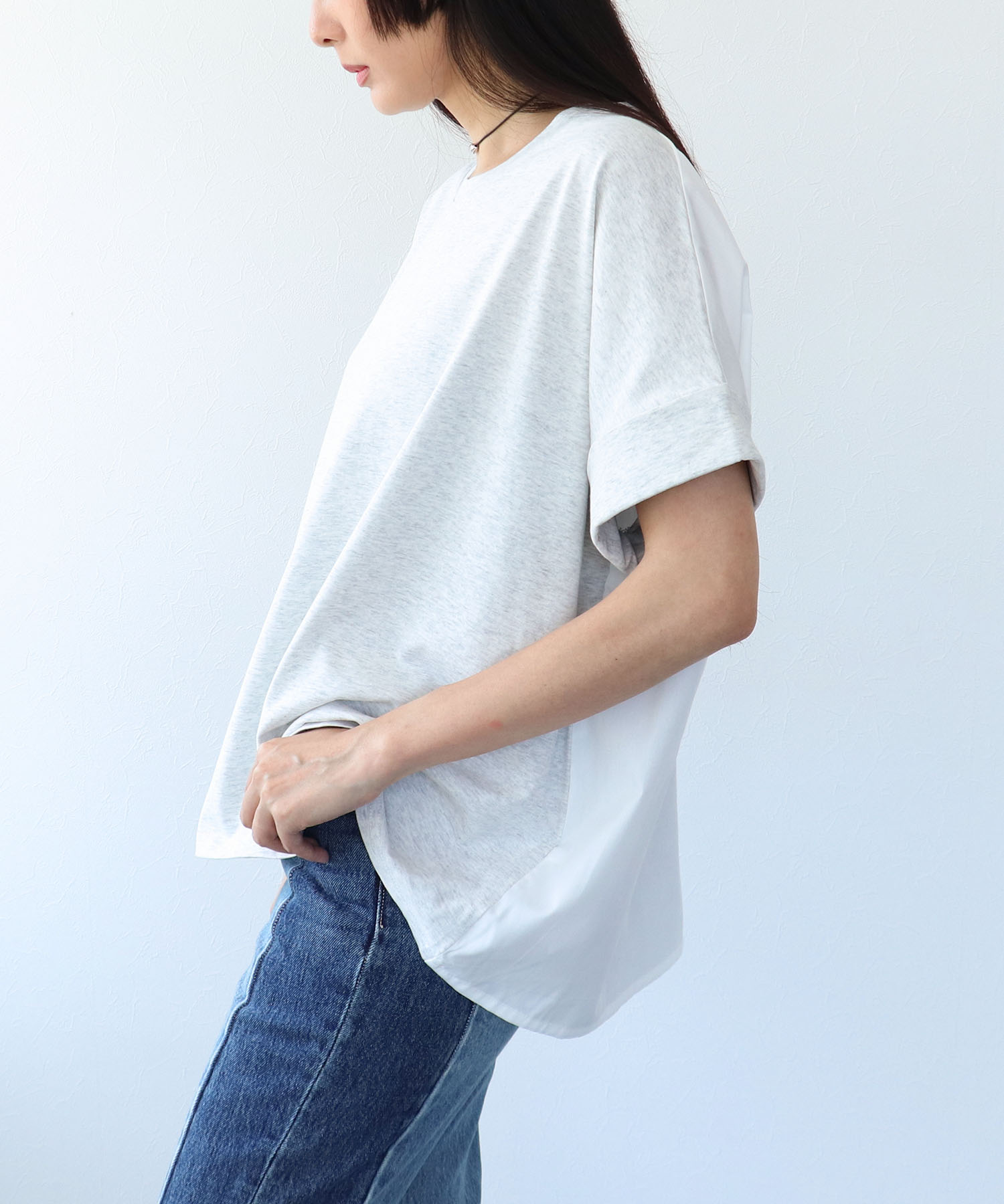《WEB先行発売》バックプリント異素材バイカラープルオーバー