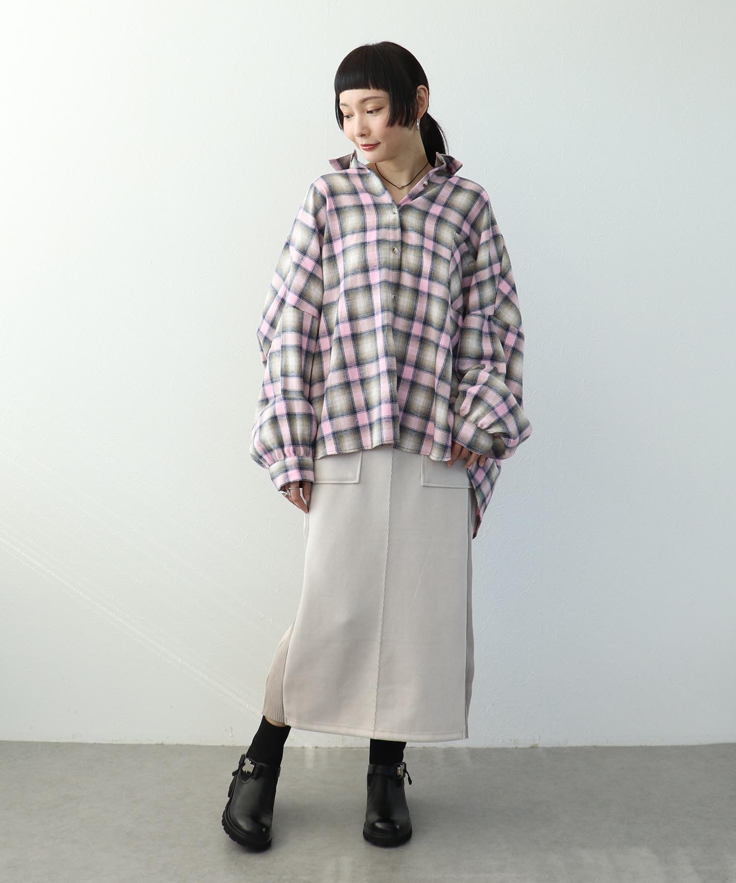 スエードリブワークスカート