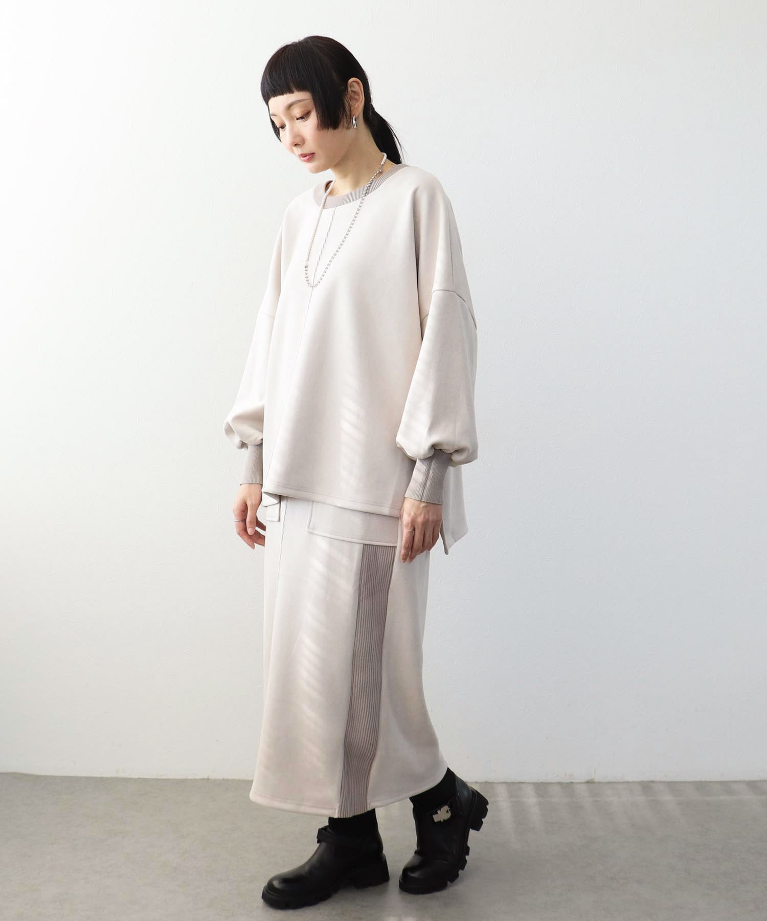 スエードリブワークスカート